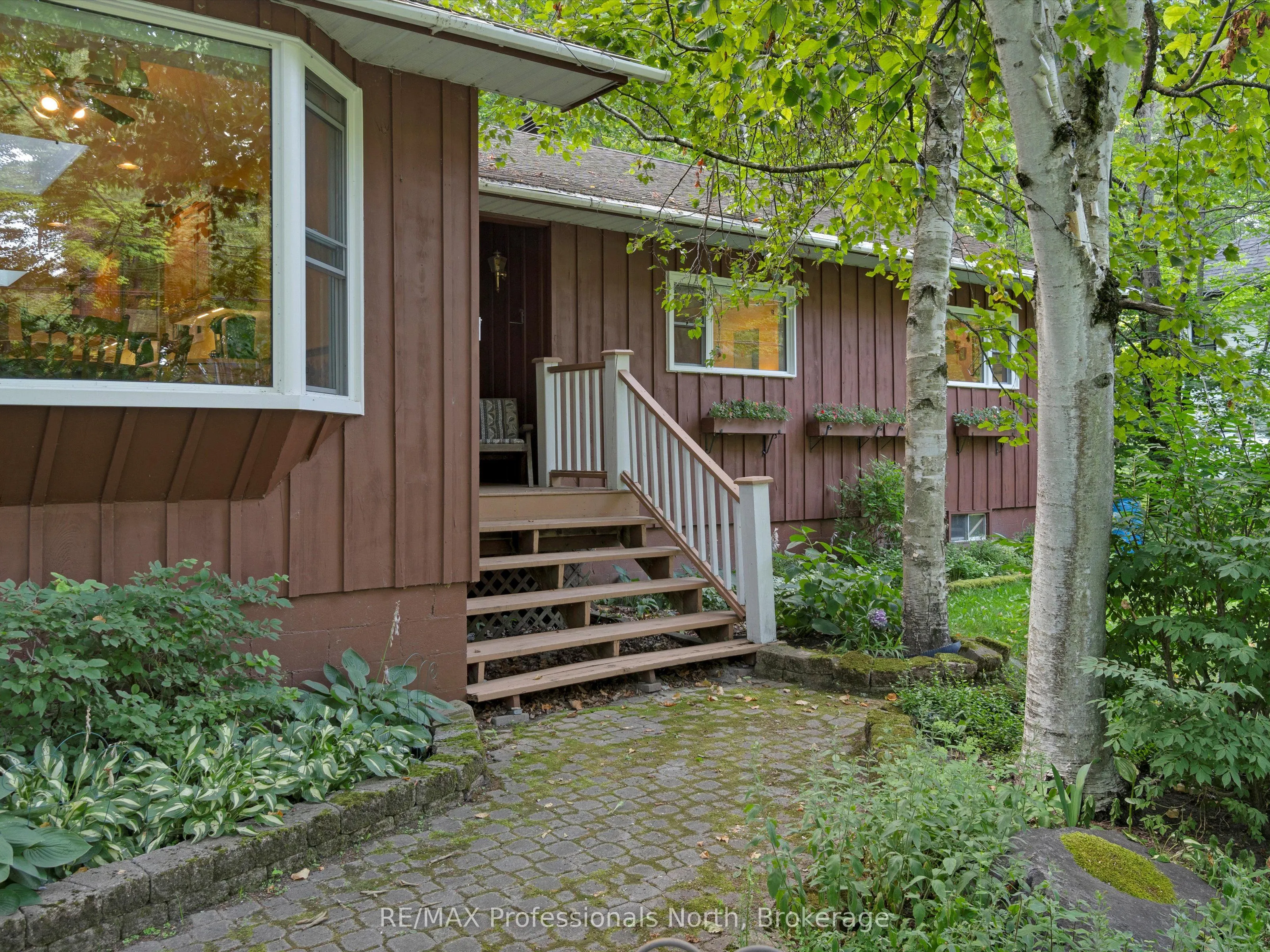 5 Todholm Drive