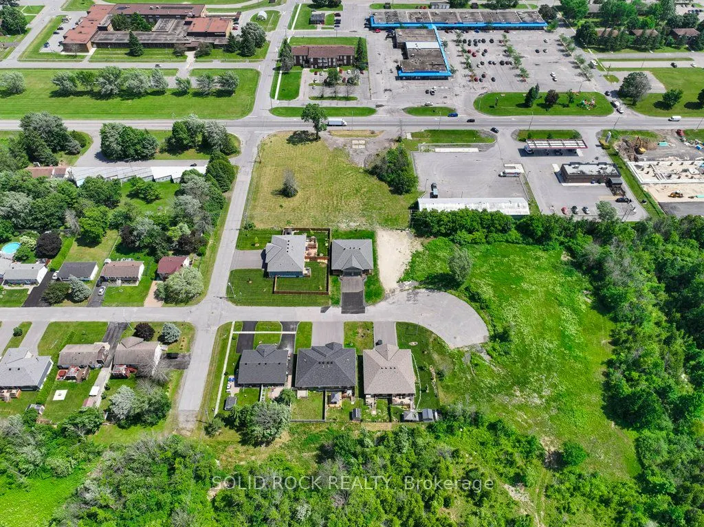 9 Billings Avenue W