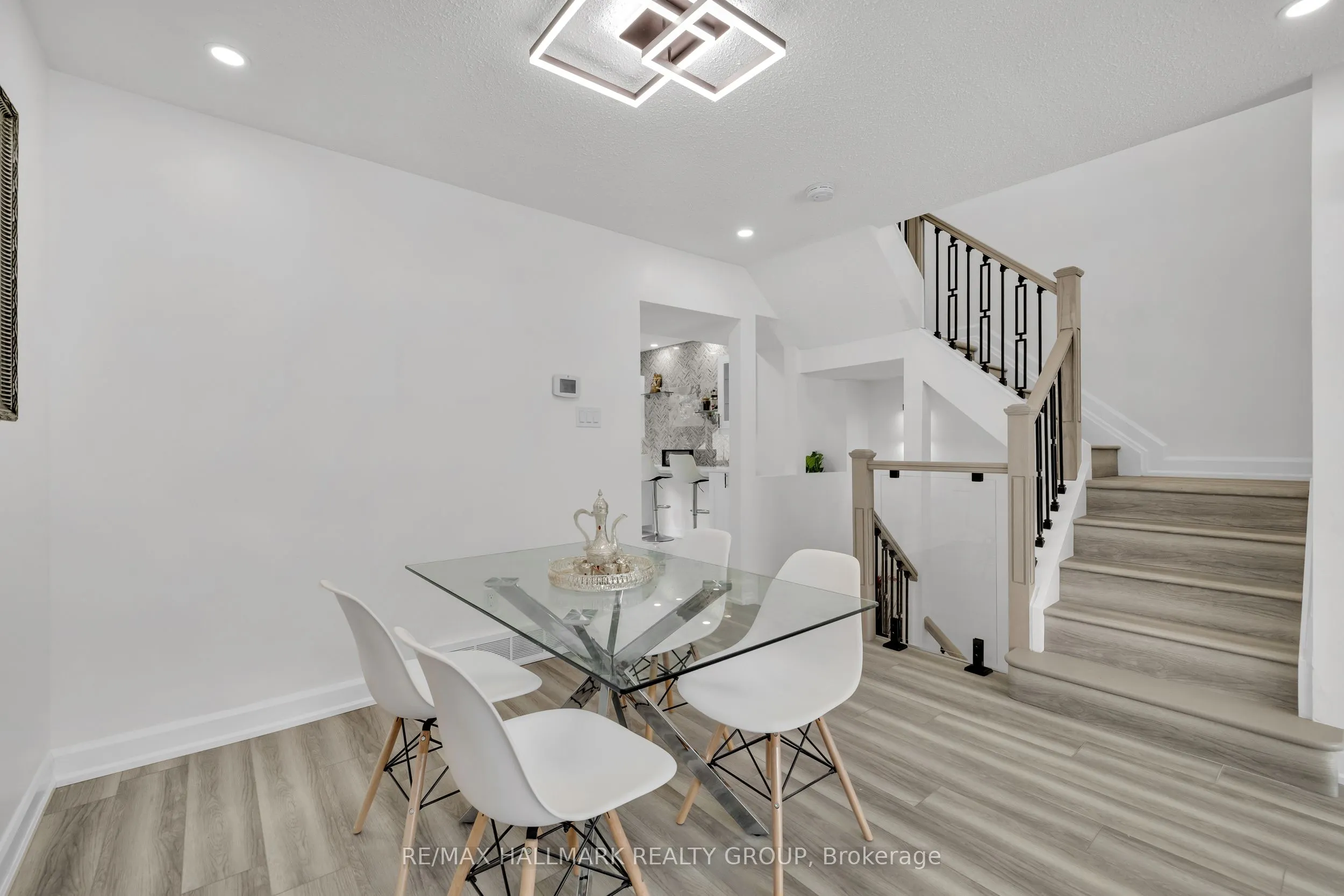 213 BOOTH Street