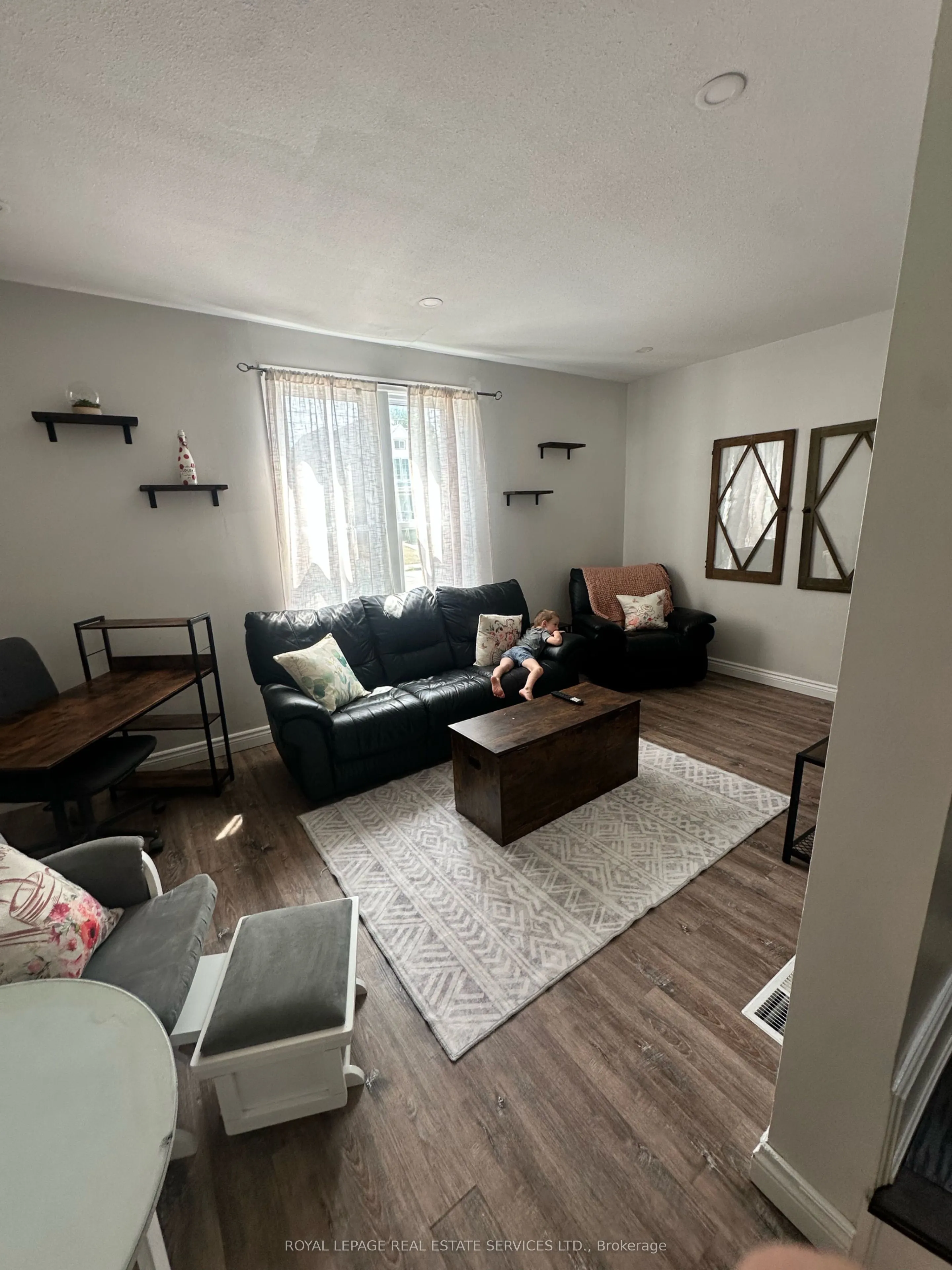 4347 Simcoe Street