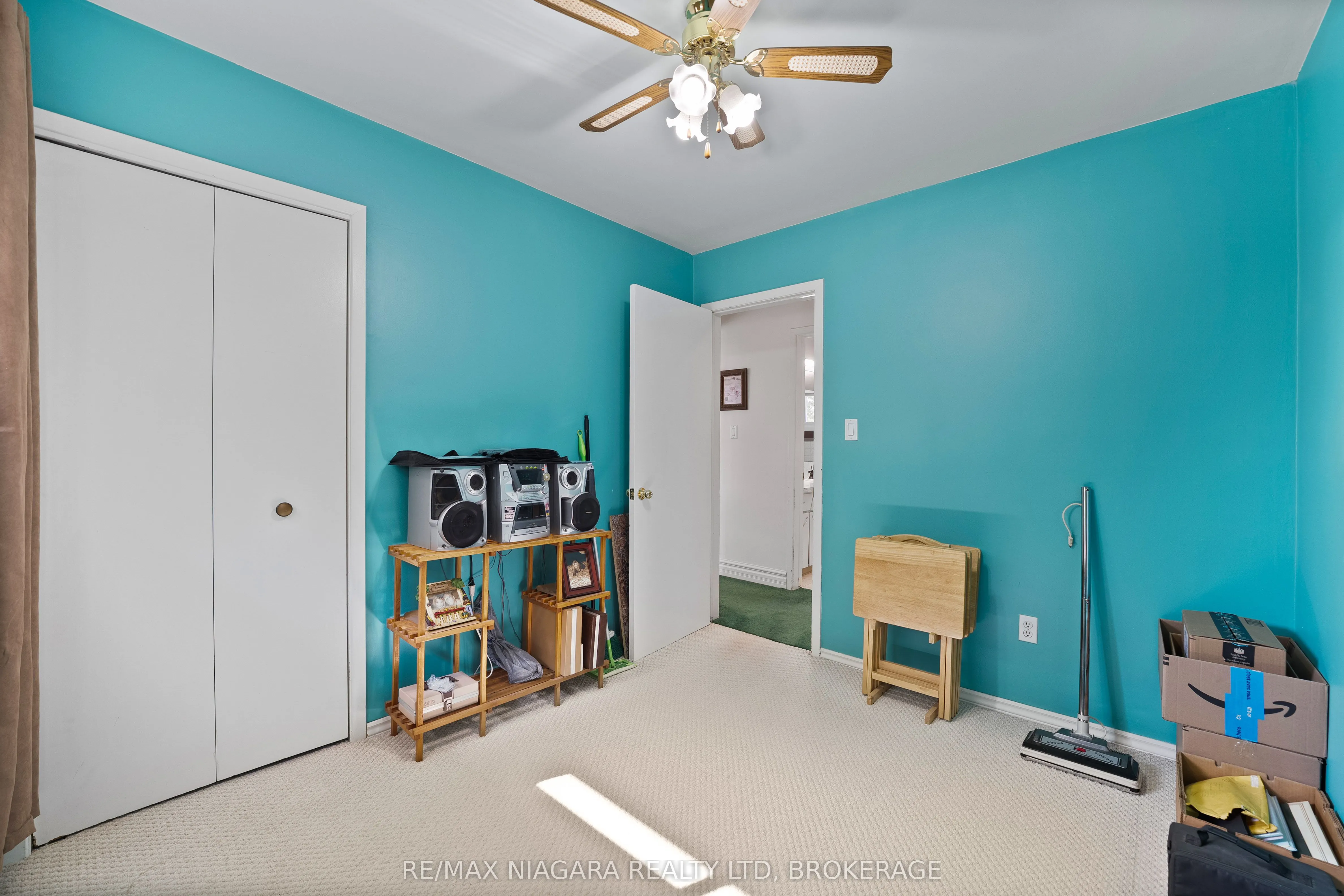 28 Hendershot Avenue
