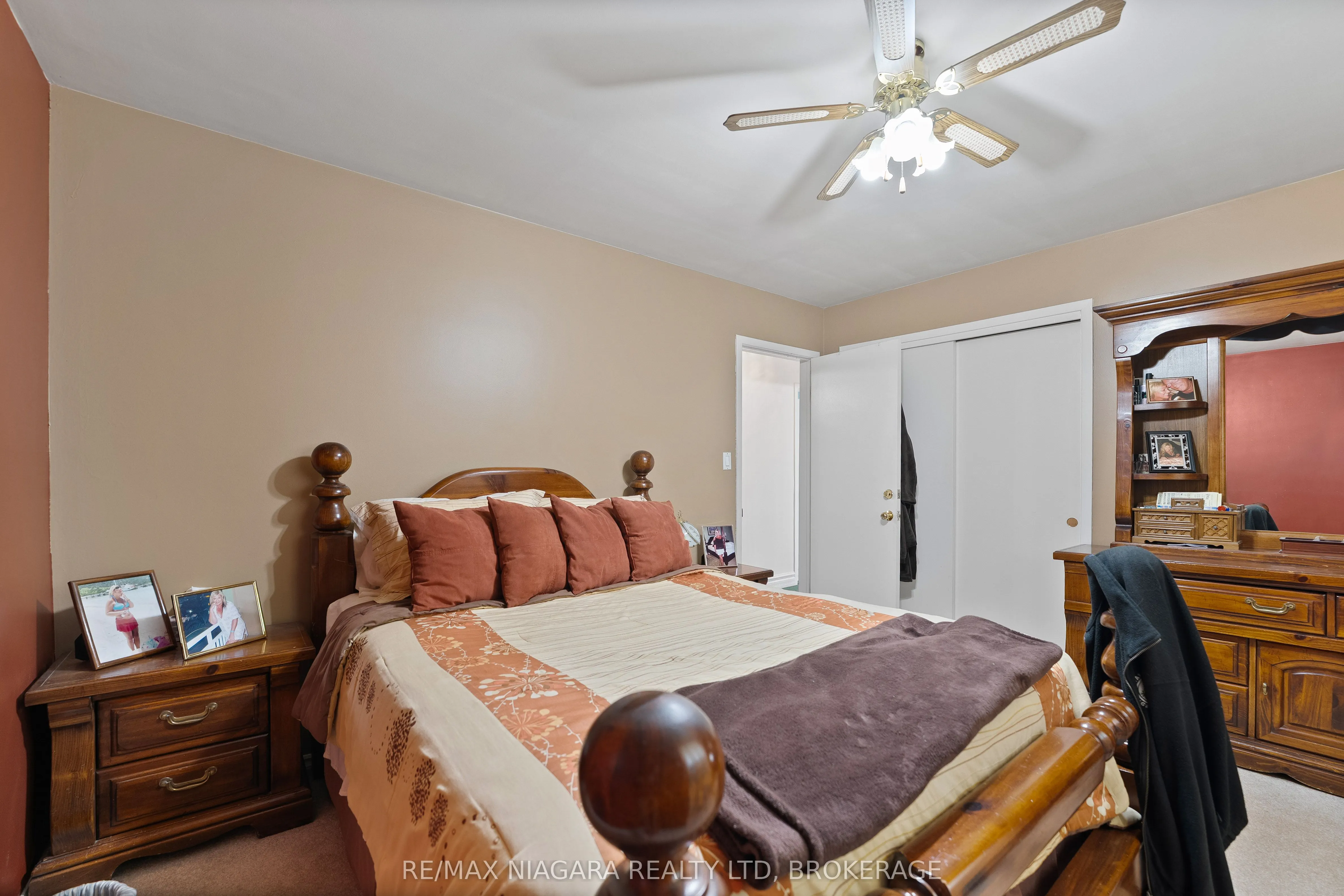 28 Hendershot Avenue