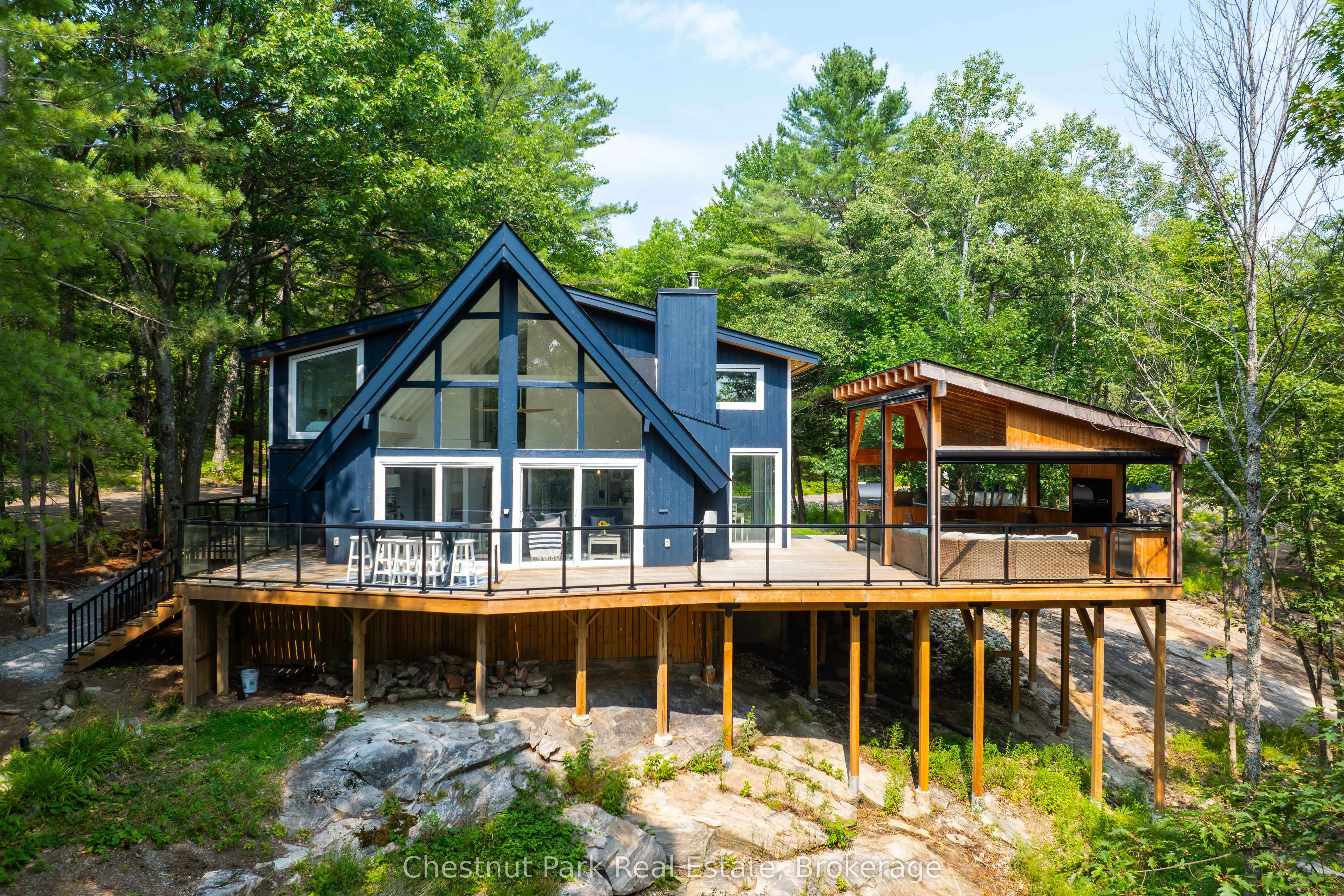 107 Steeles Road