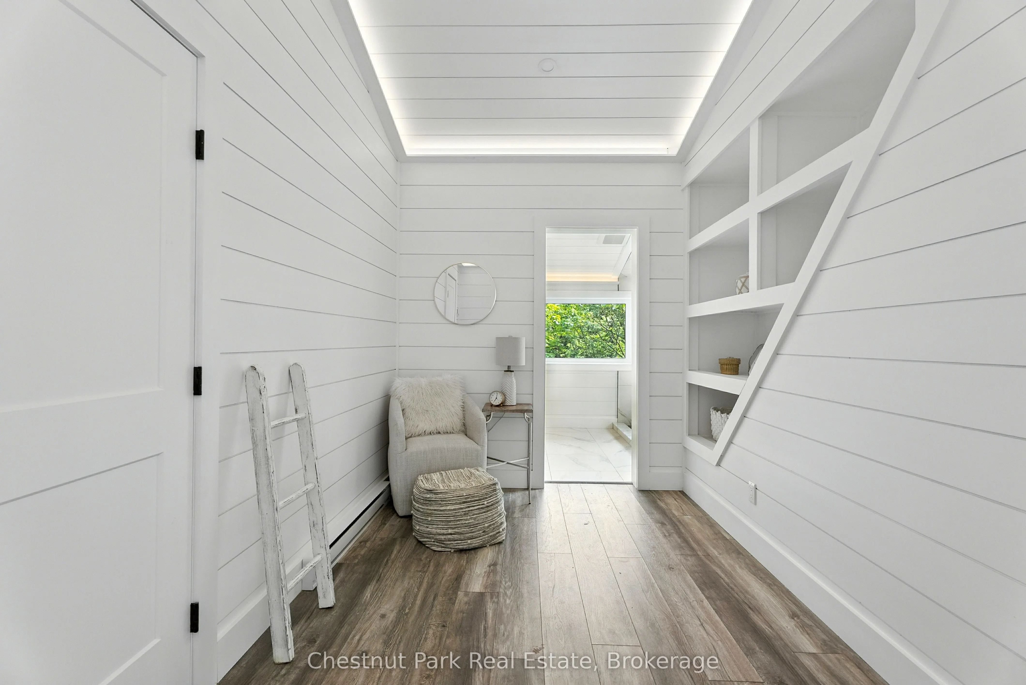107 Steeles Road
