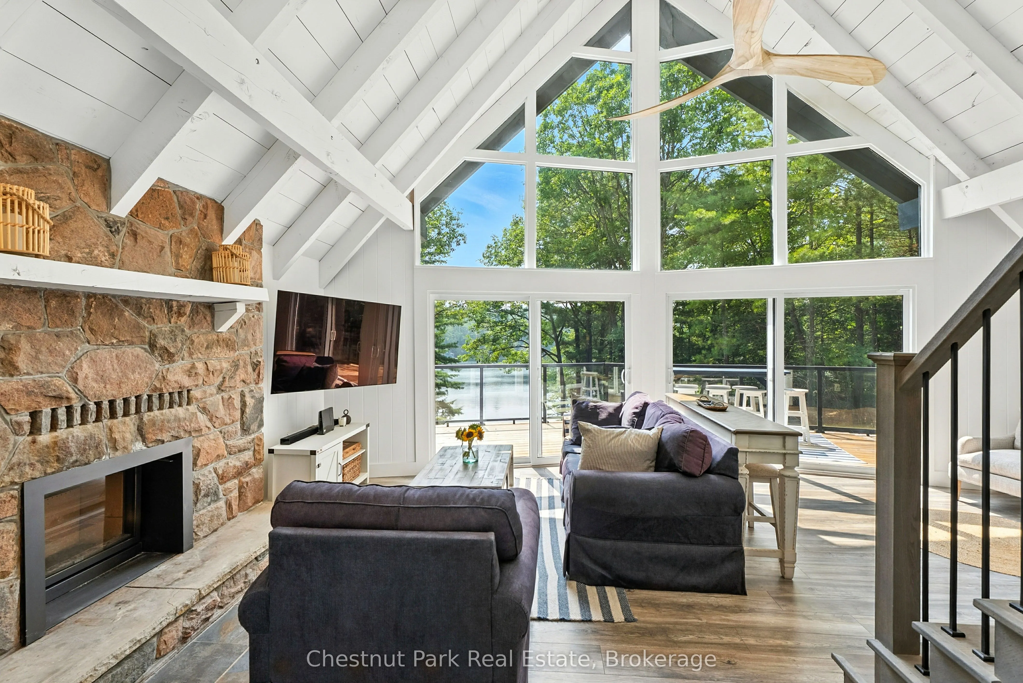 107 Steeles Road