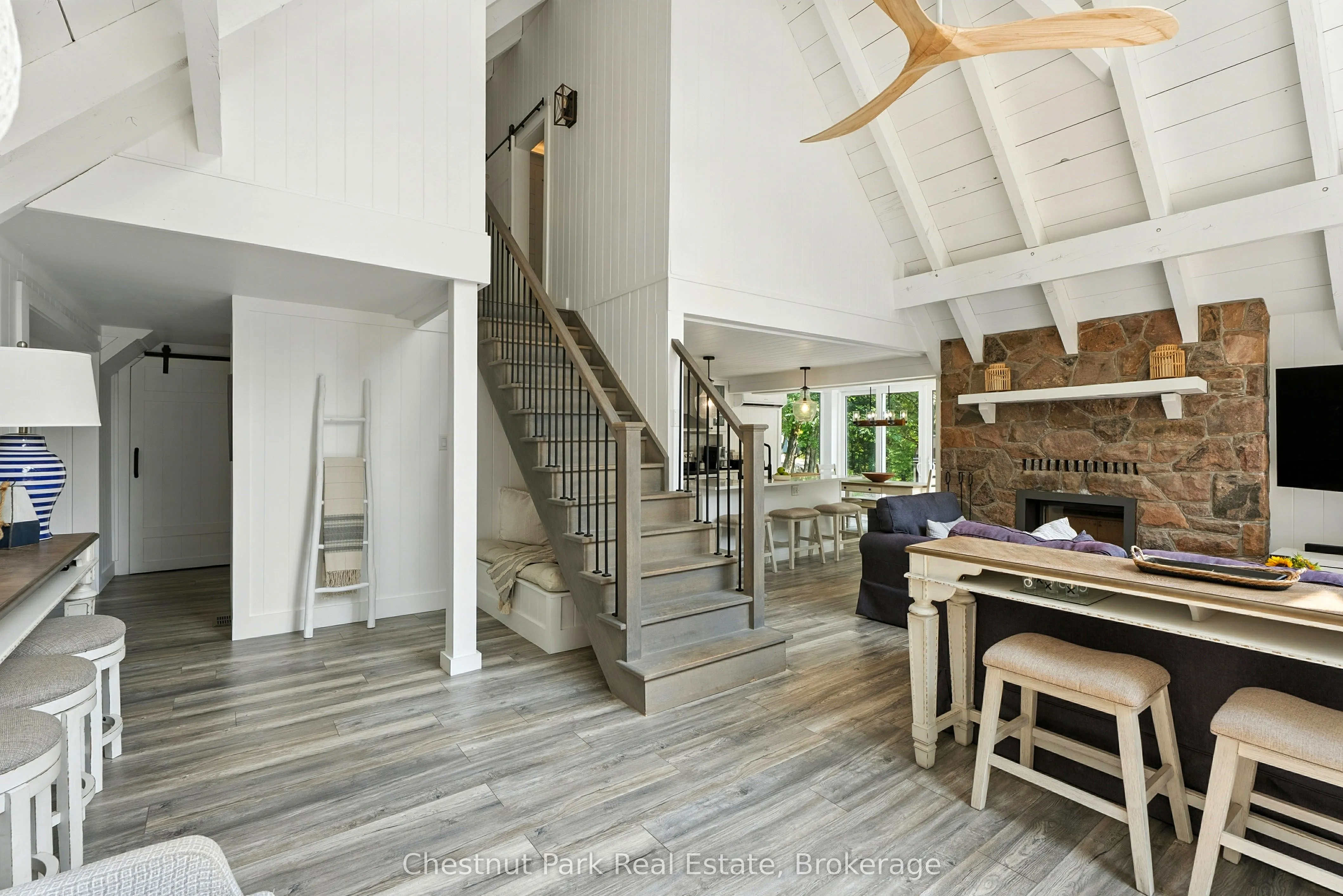 107 Steeles Road