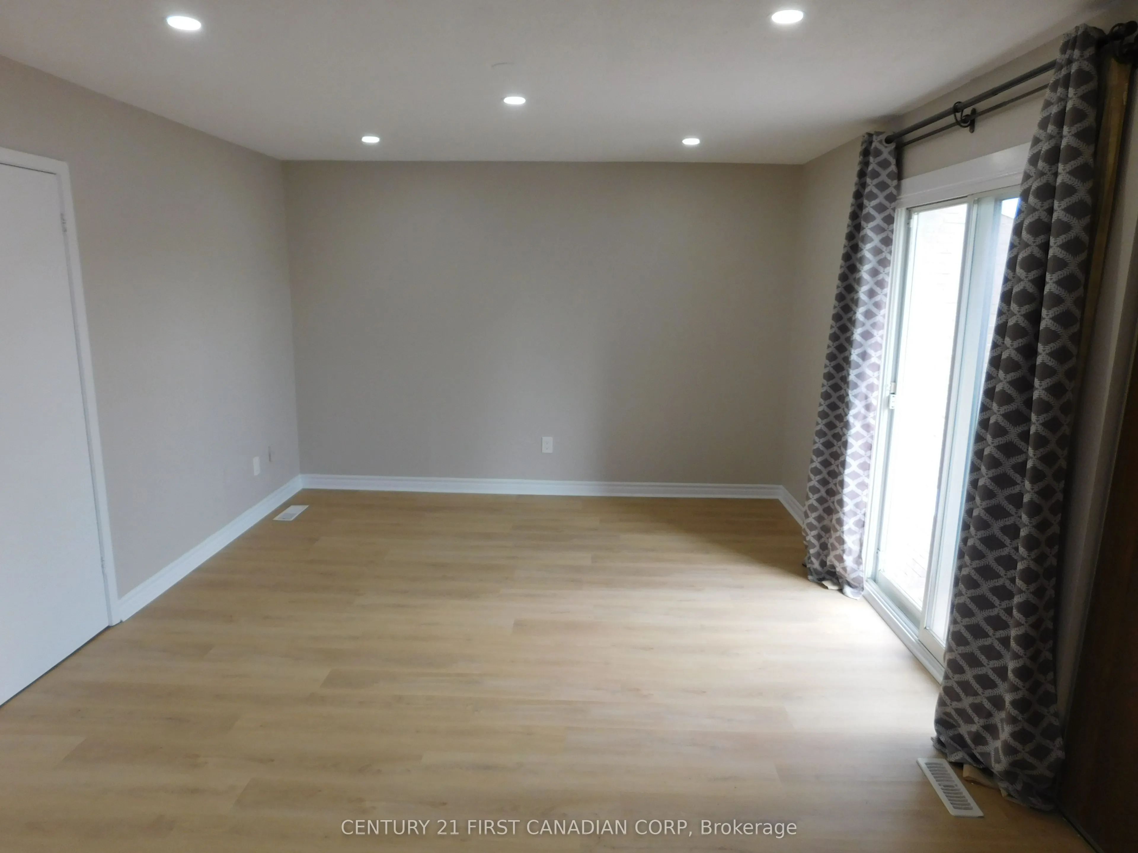 500 Osgoode Drive, #2