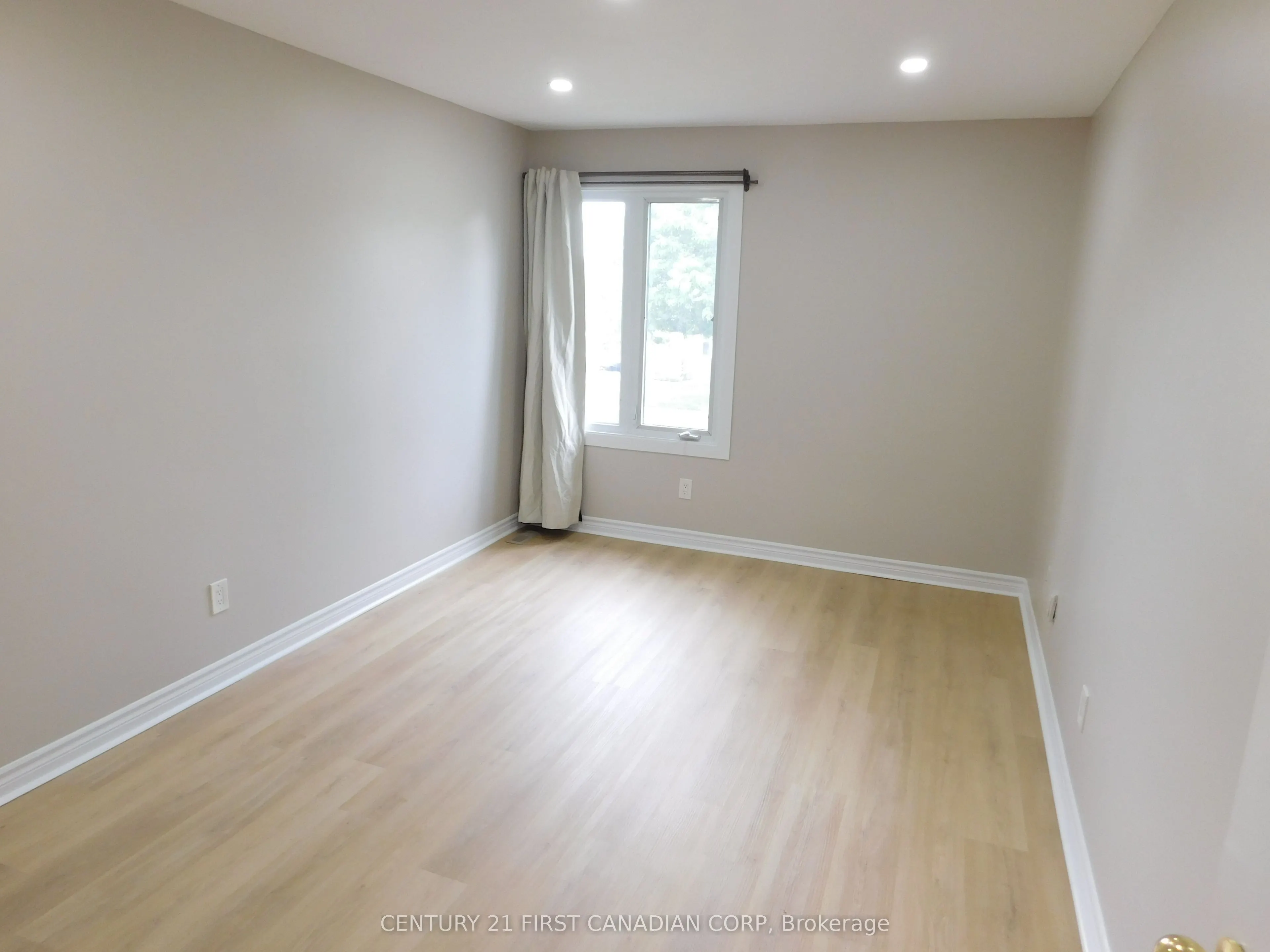 500 Osgoode Drive, #2