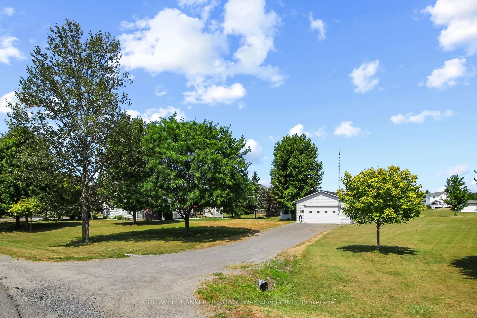 265 Julie Anne Crescent