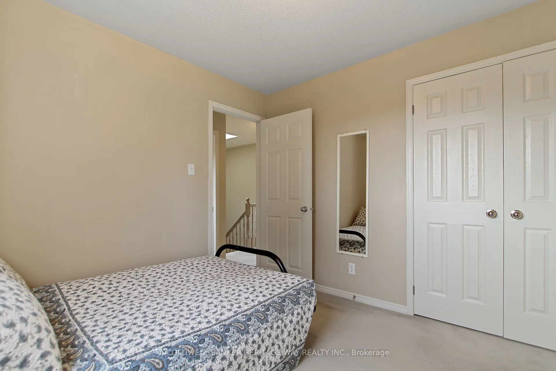 265 Julie Anne Crescent
