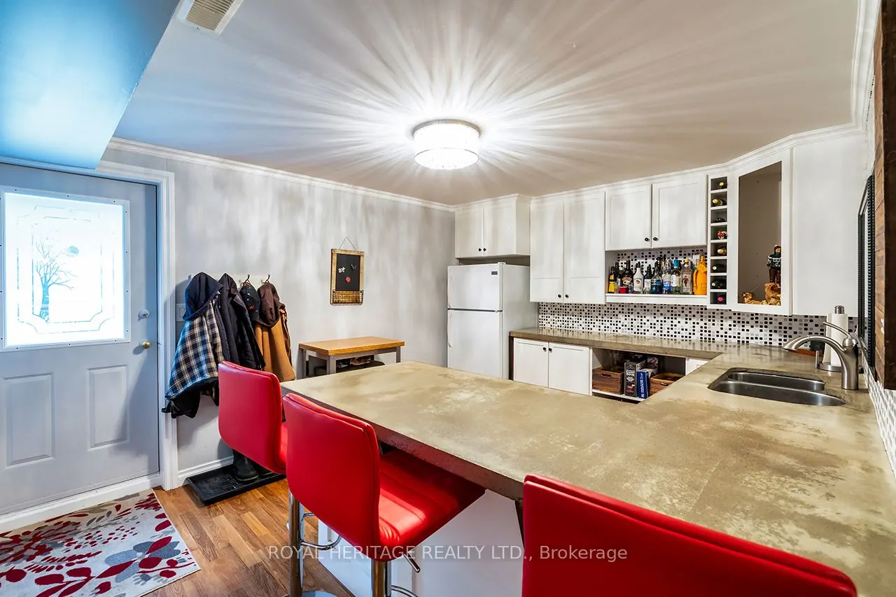 601 Clouston Road