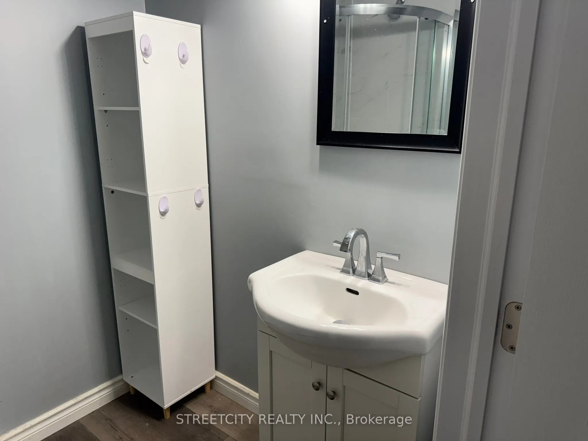 1629 LOUISE Boulevard, #main