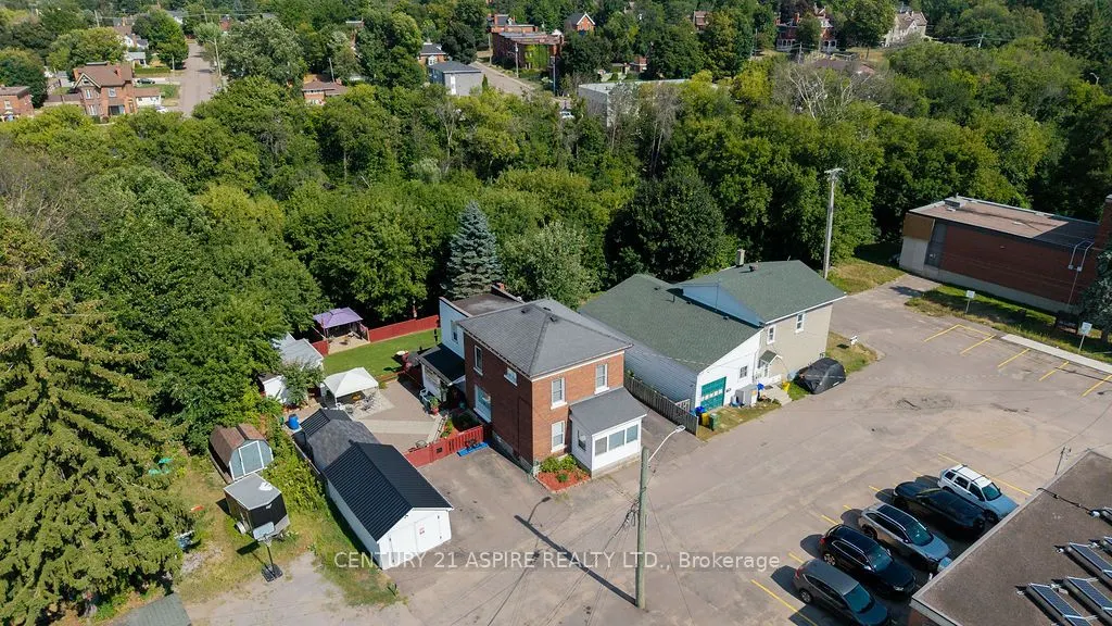 261 Maiden Lane