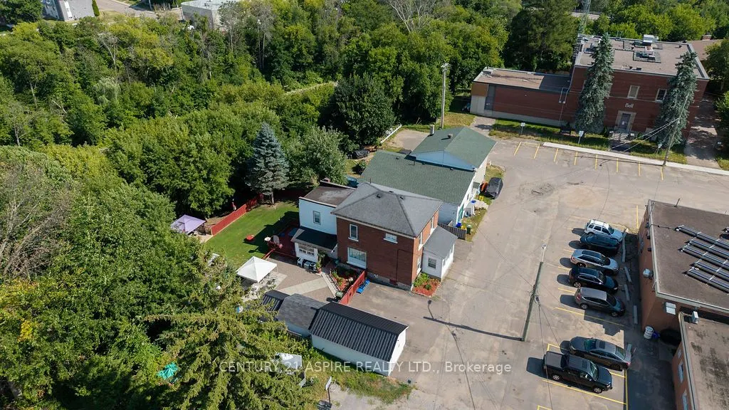 261 Maiden Lane