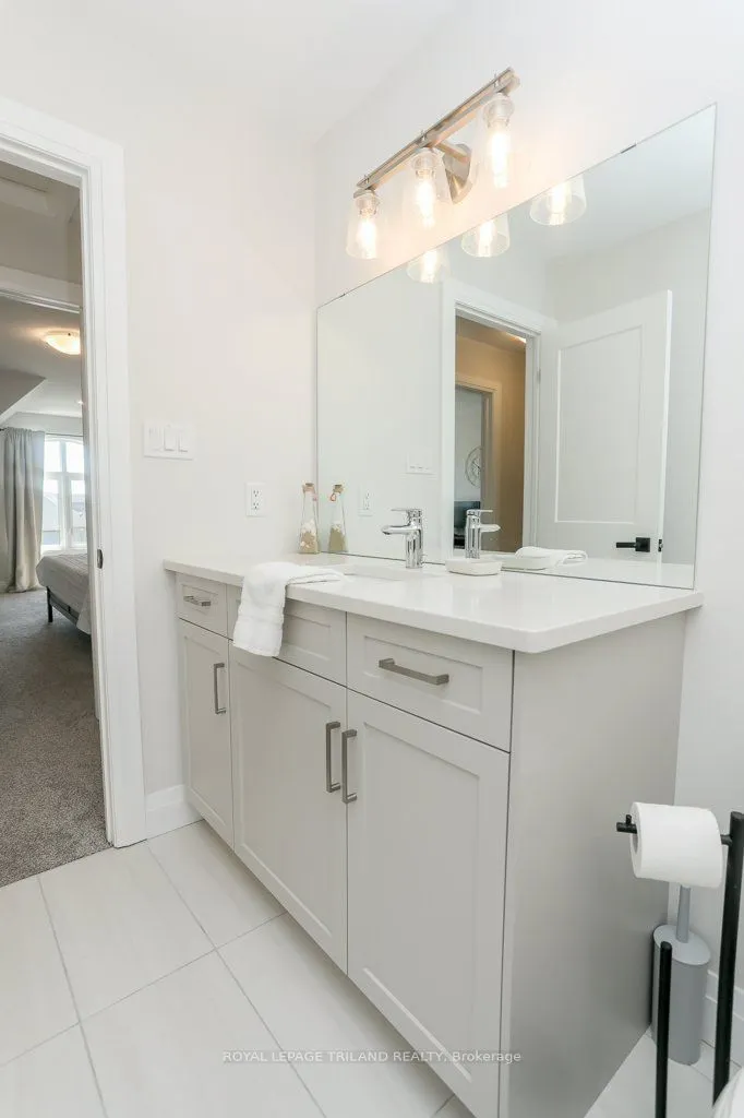 45 Compass Trail