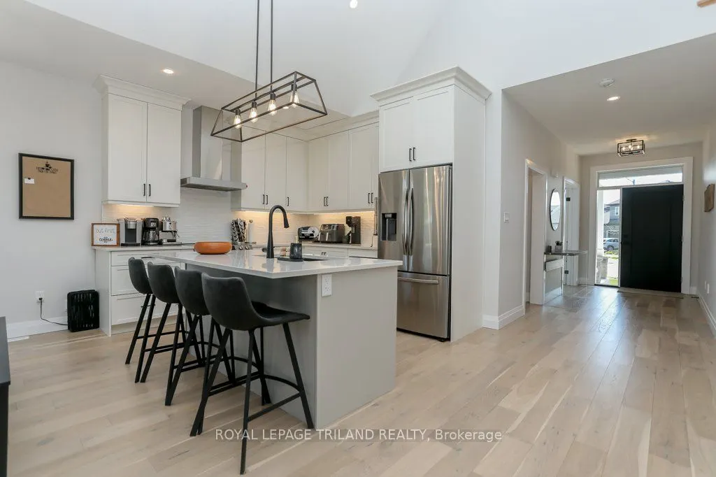 45 Compass Trail