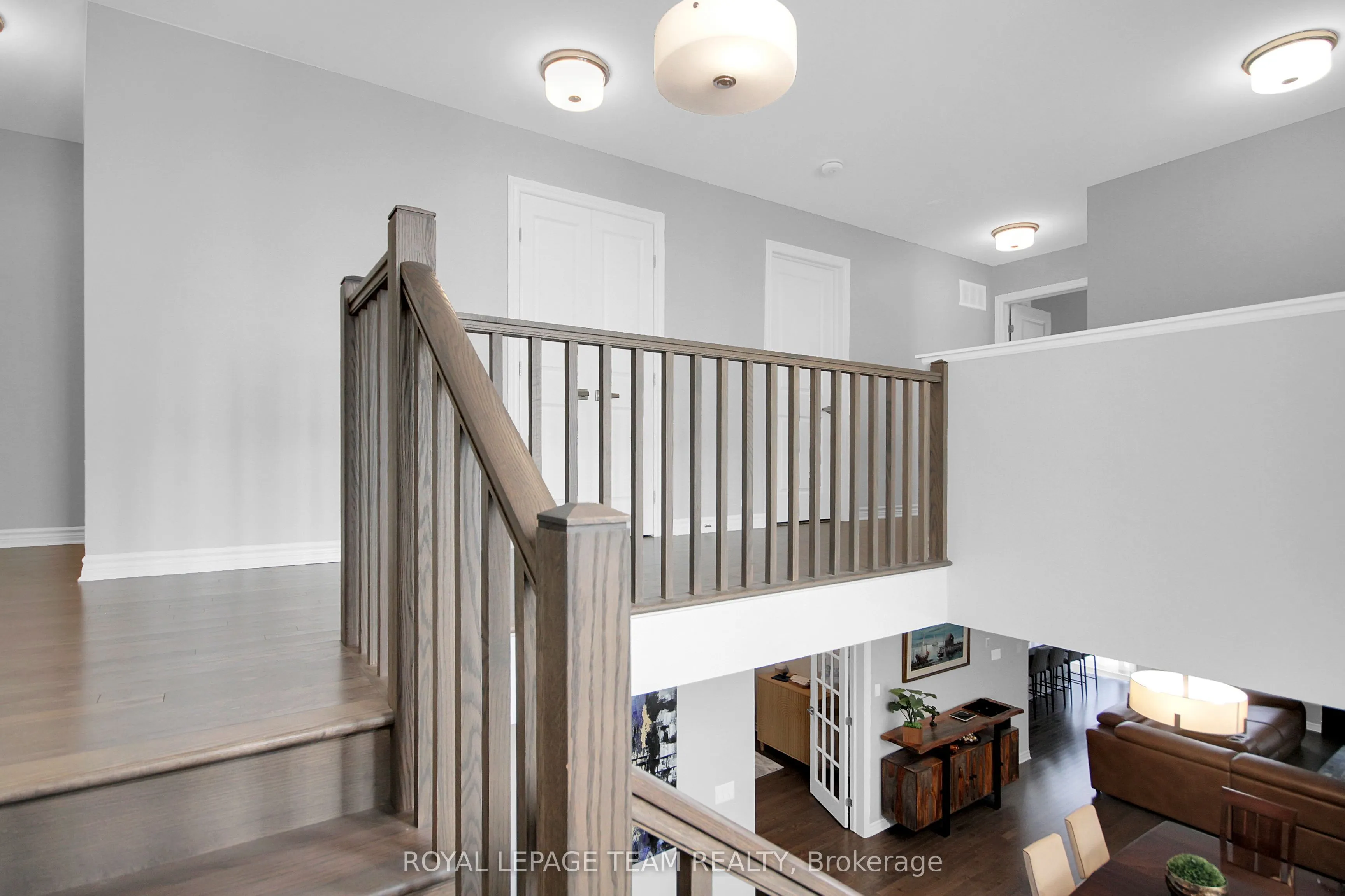 961 Beckton Heights W