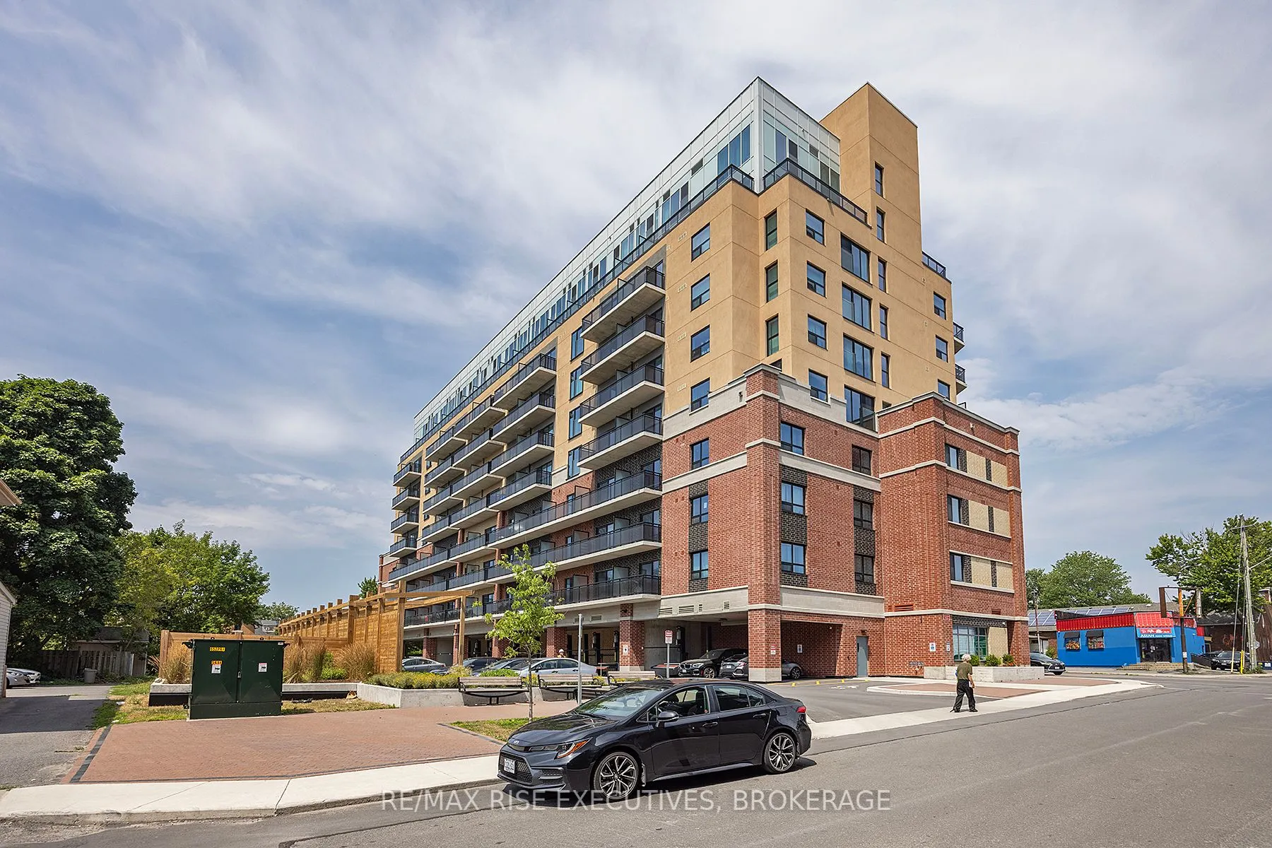 652 Princess Street, #515
