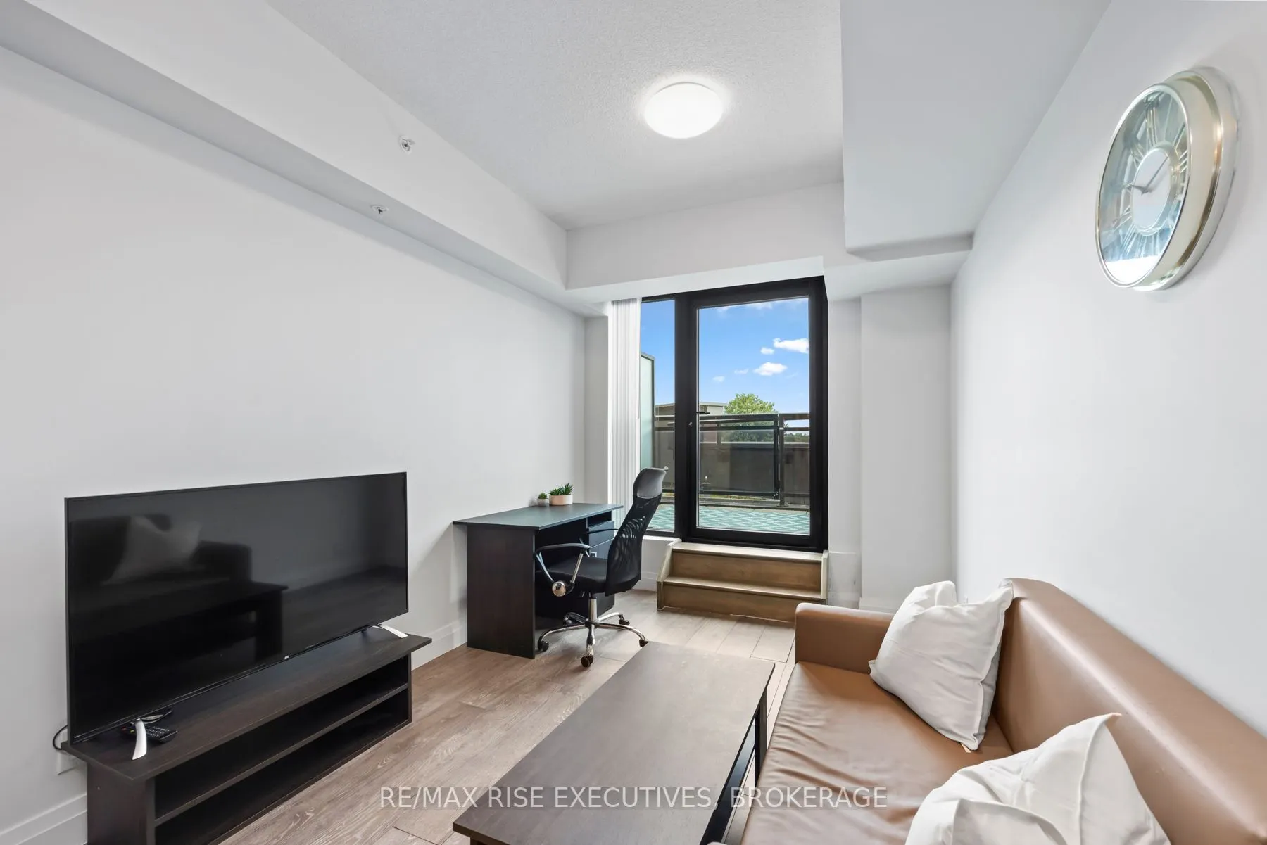 652 Princess Street, #515