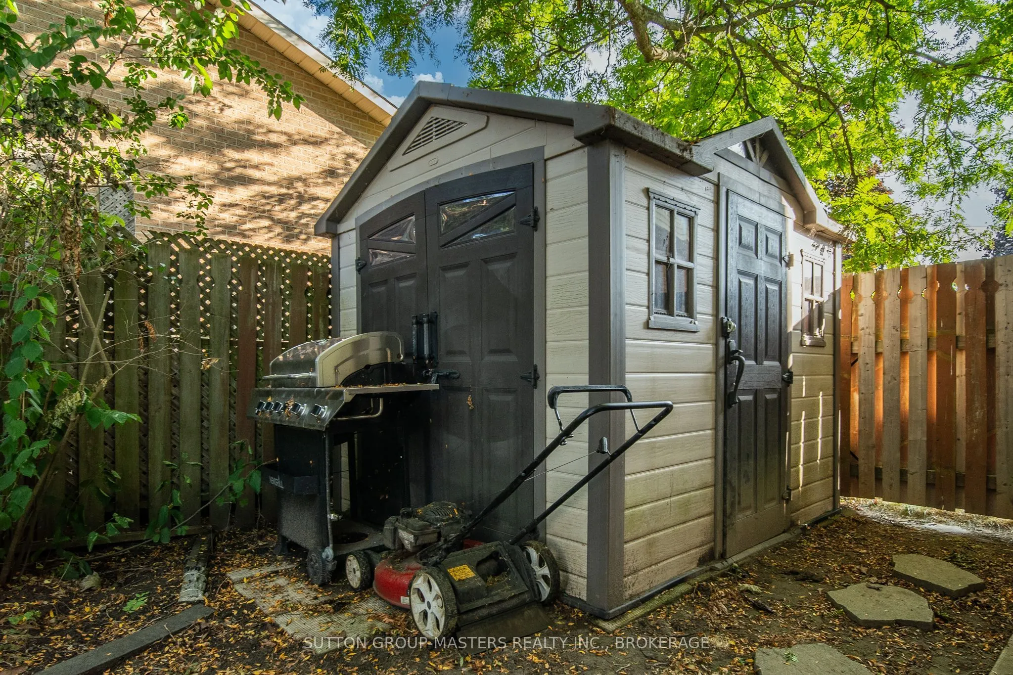66 Nicholson Crescent