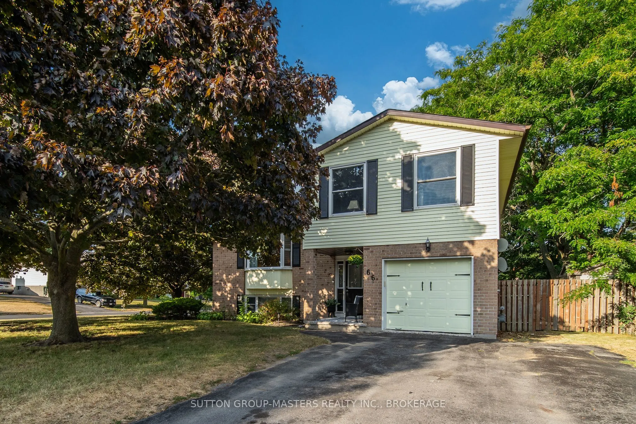 66 Nicholson Crescent