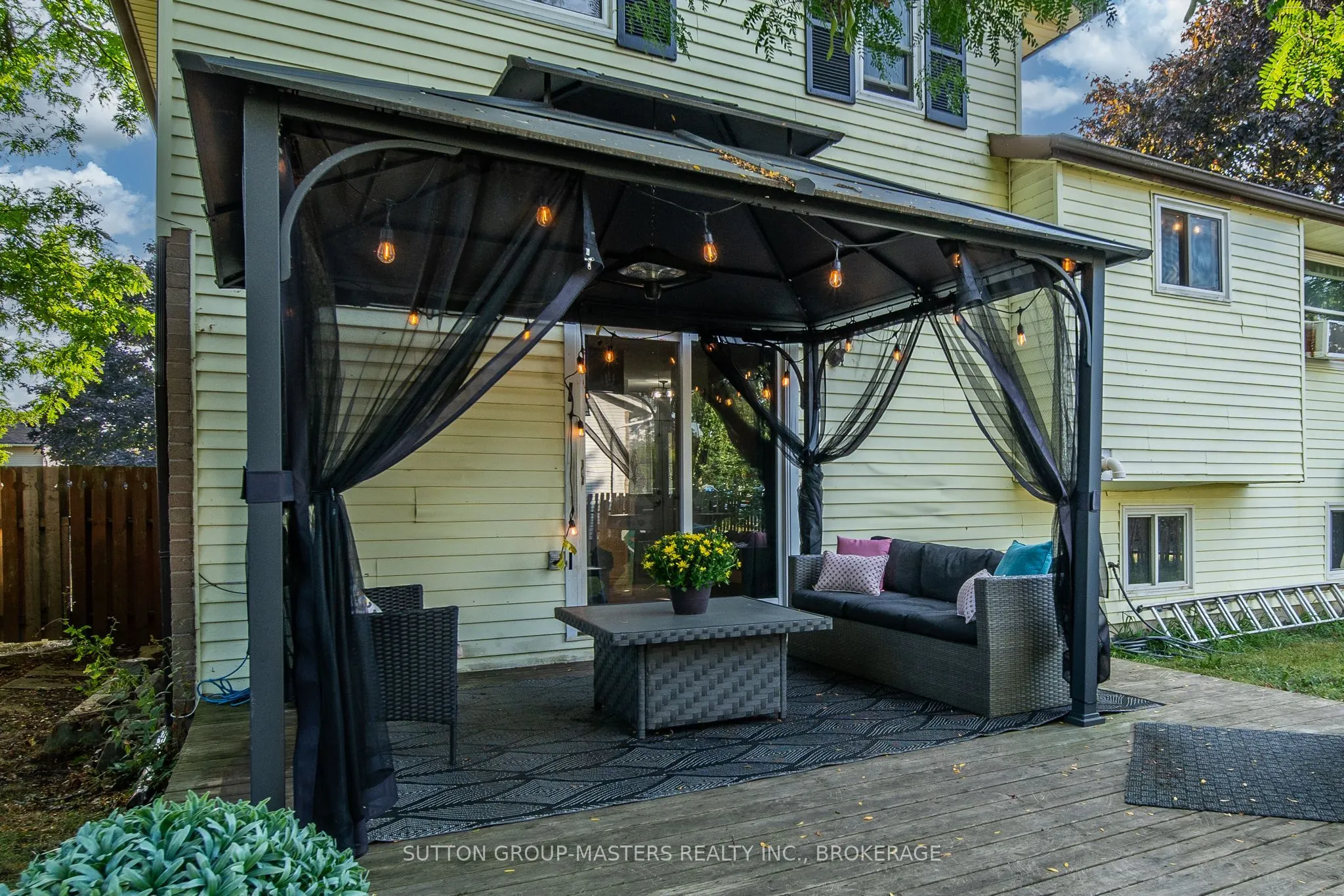 66 Nicholson Crescent