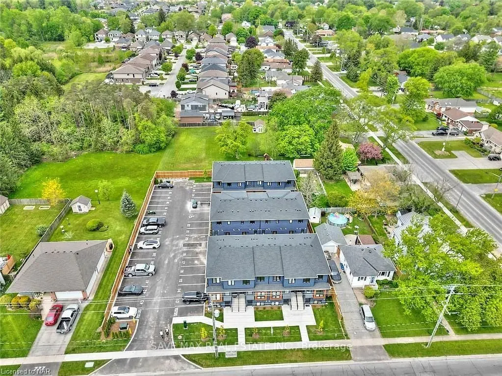 781 Clare Avenue E, #211