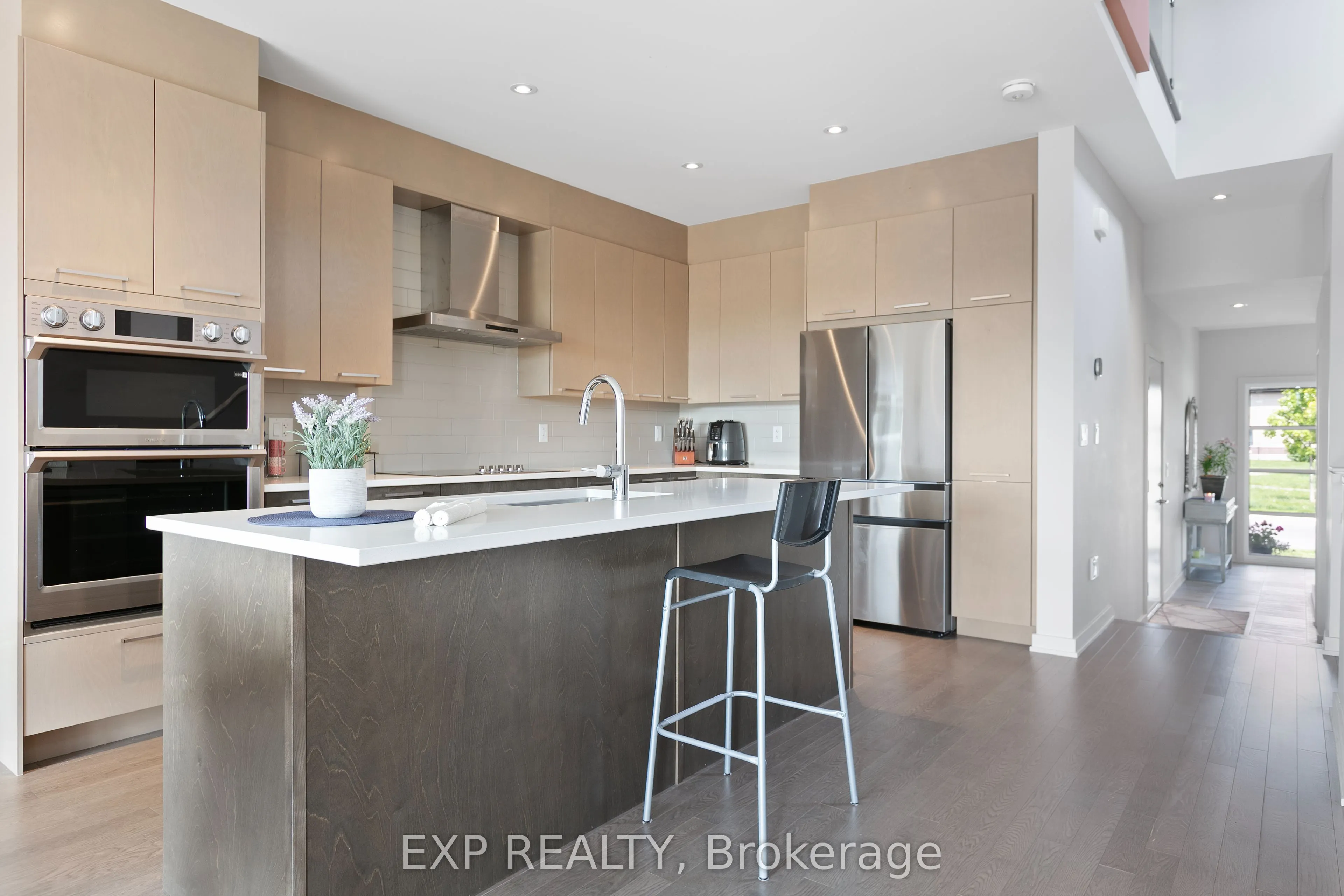 244 Shuttleworth Drive