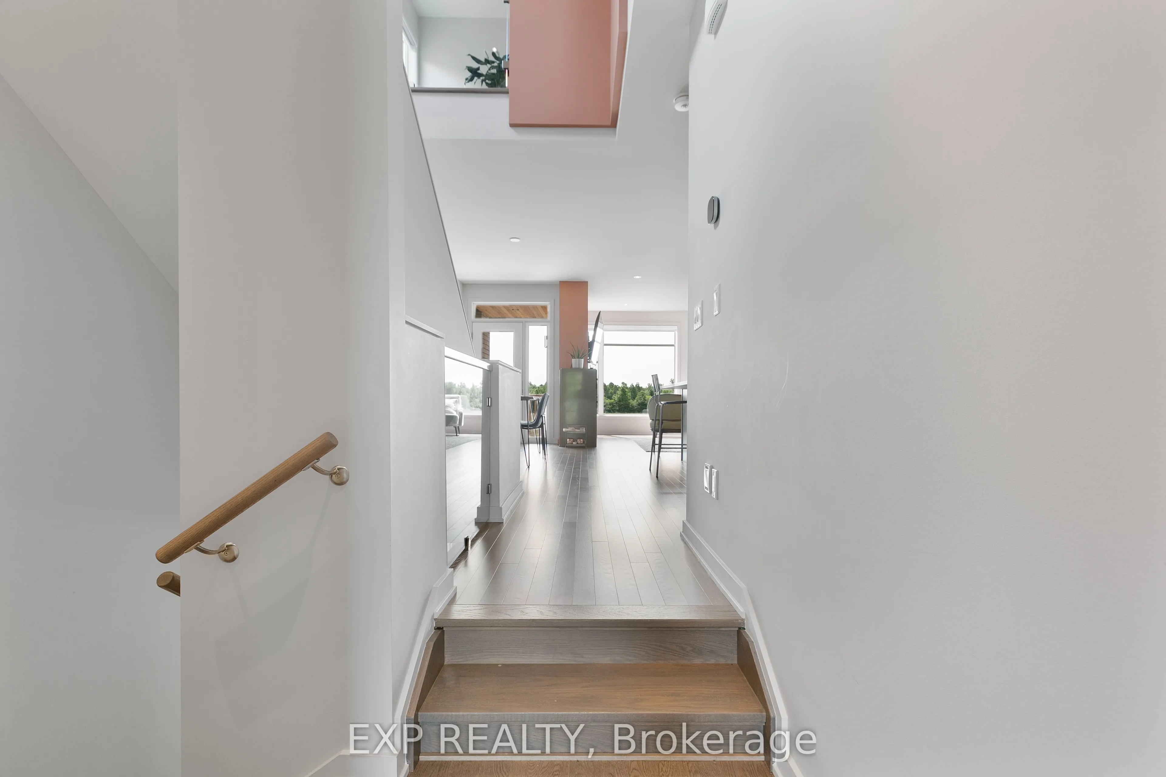 244 Shuttleworth Drive