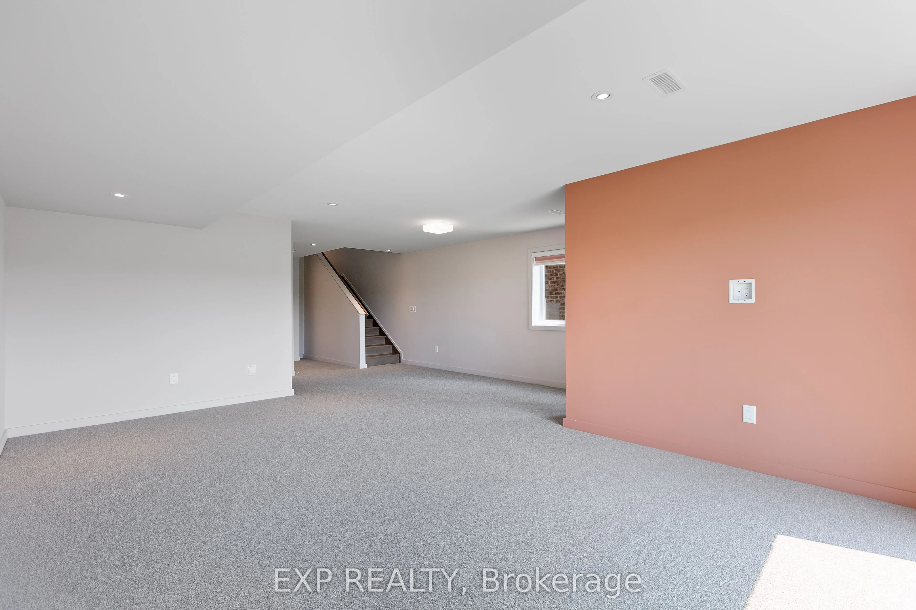 244 Shuttleworth Drive