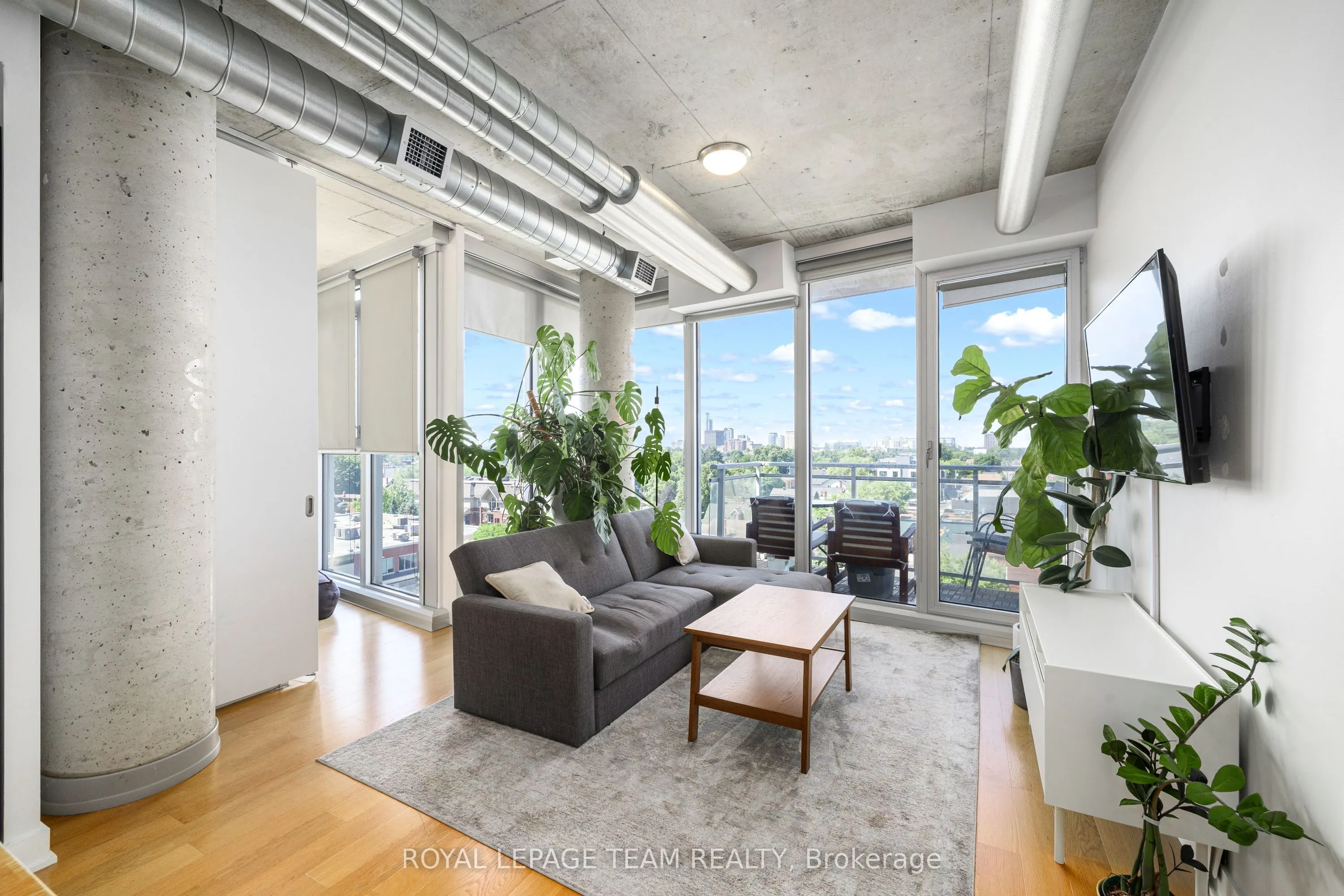 354 Gladstone Avenue