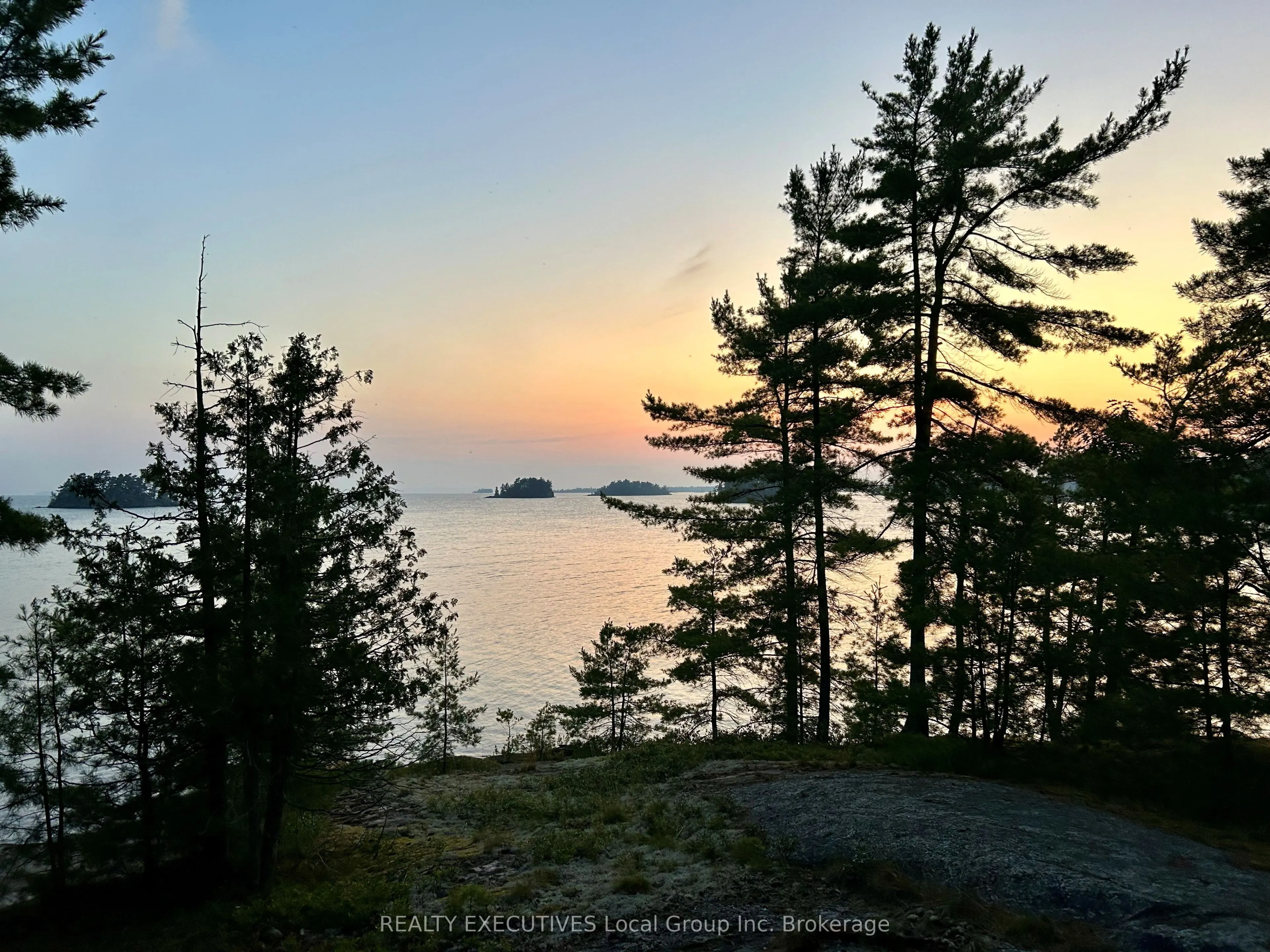 1 RICHARDSON ISLAND