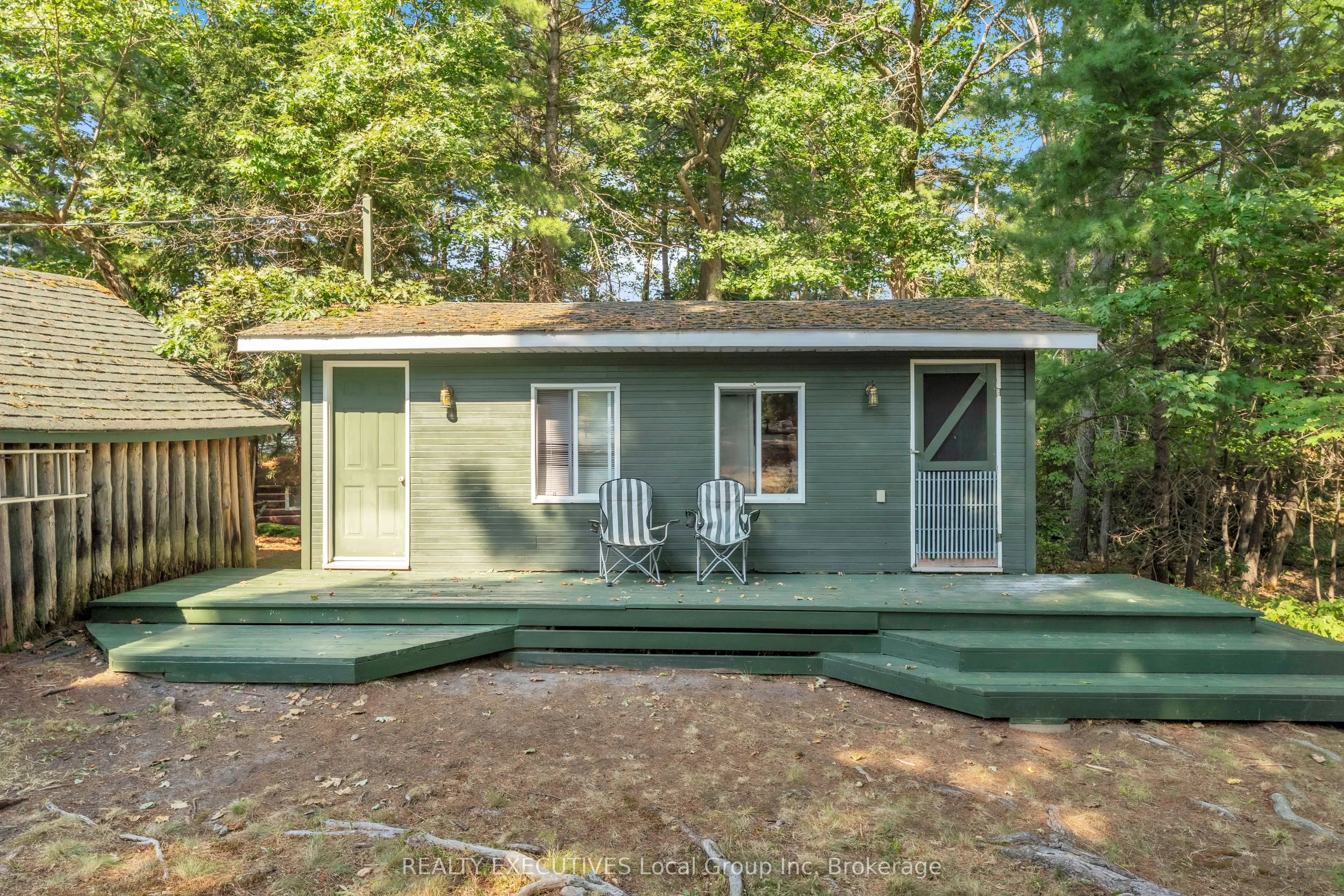 1 RICHARDSON ISLAND