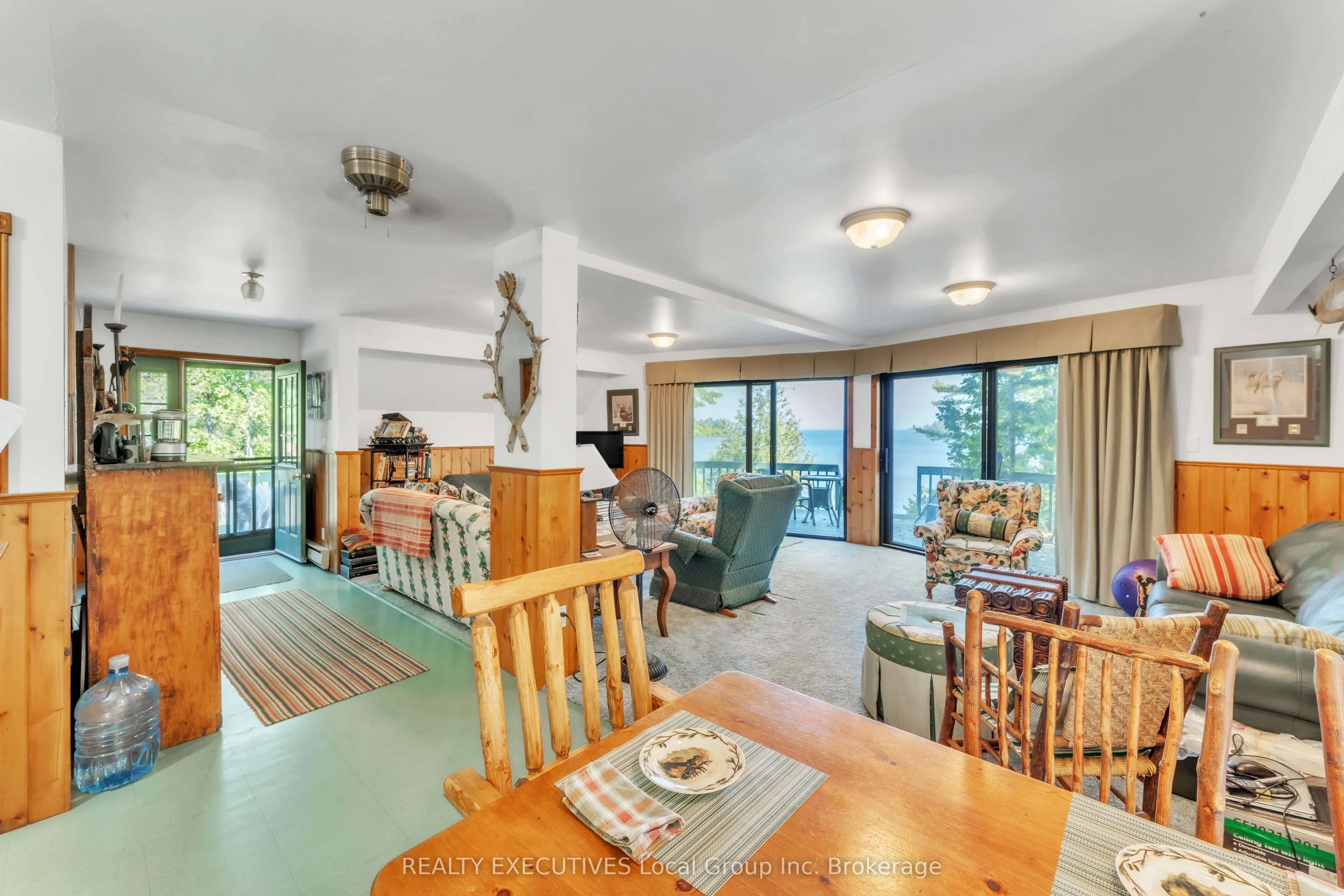 1 RICHARDSON ISLAND
