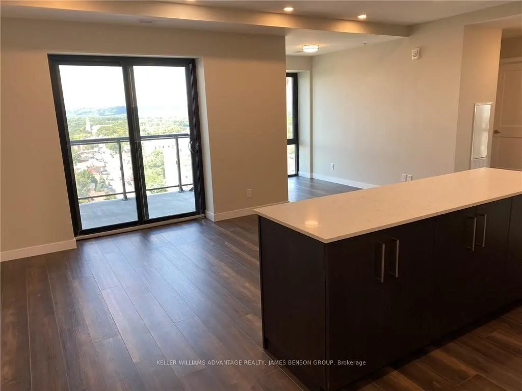 15 Queen Street S, #2207