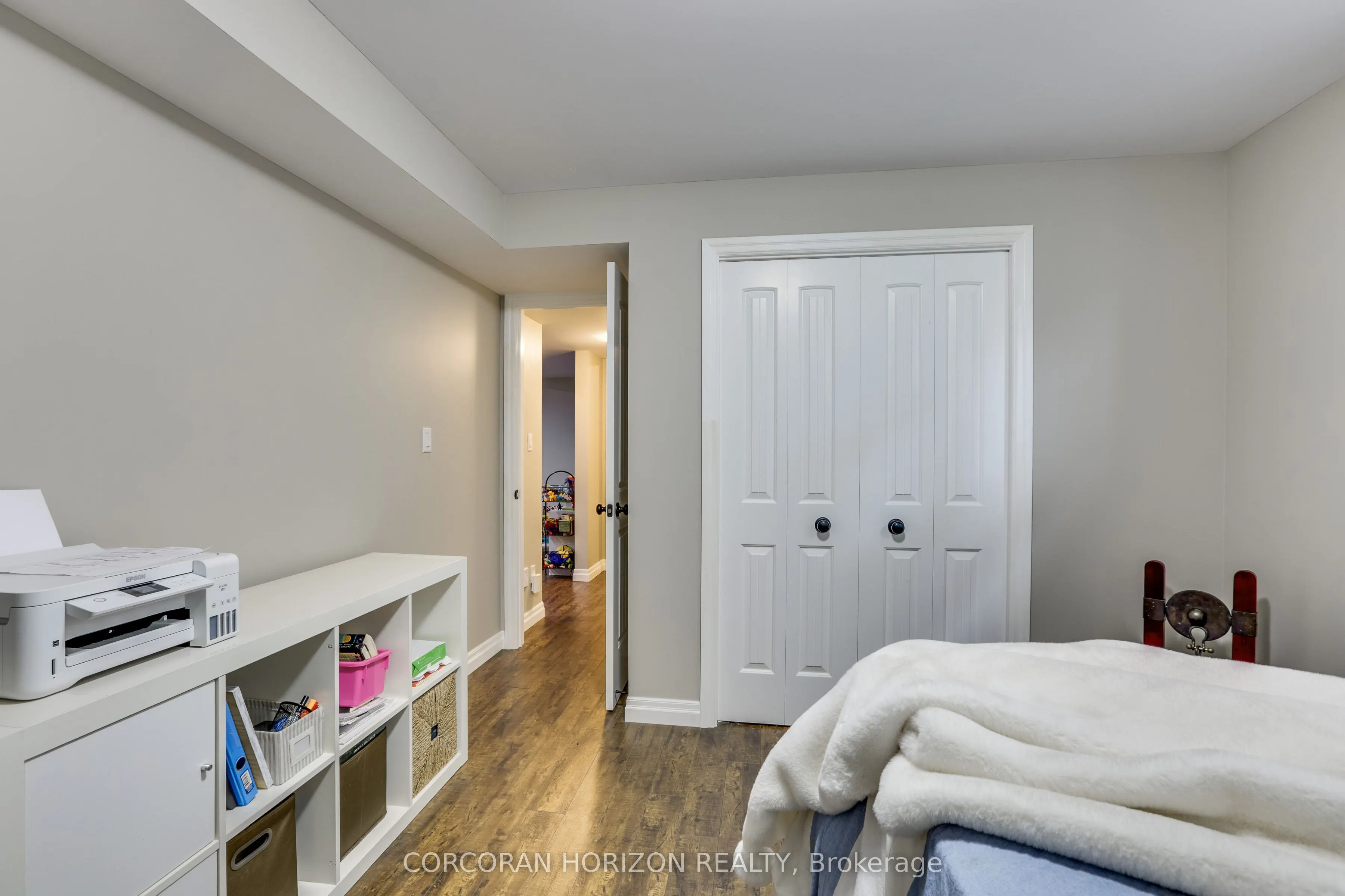 1016 Alberni Road