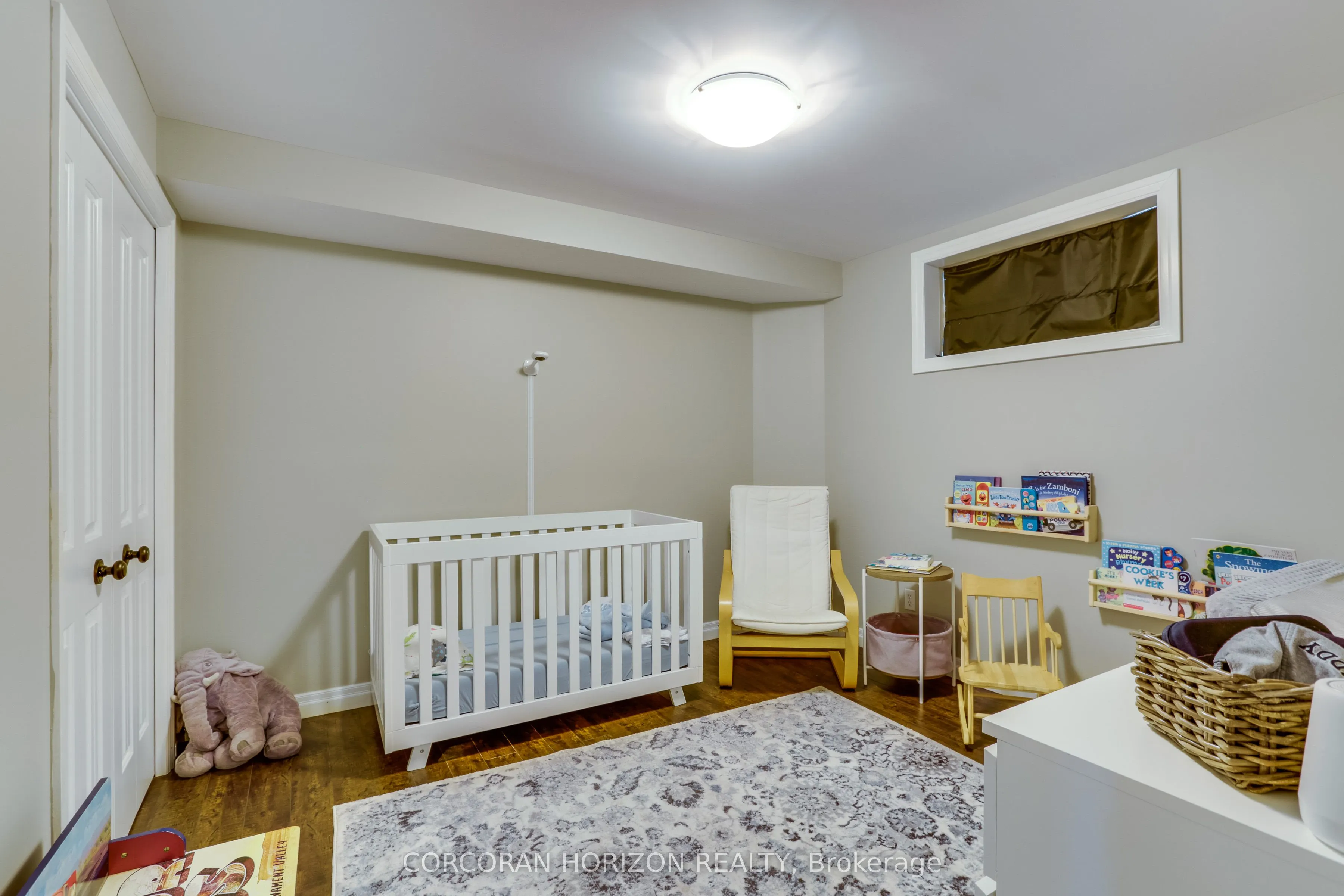 1016 Alberni Road