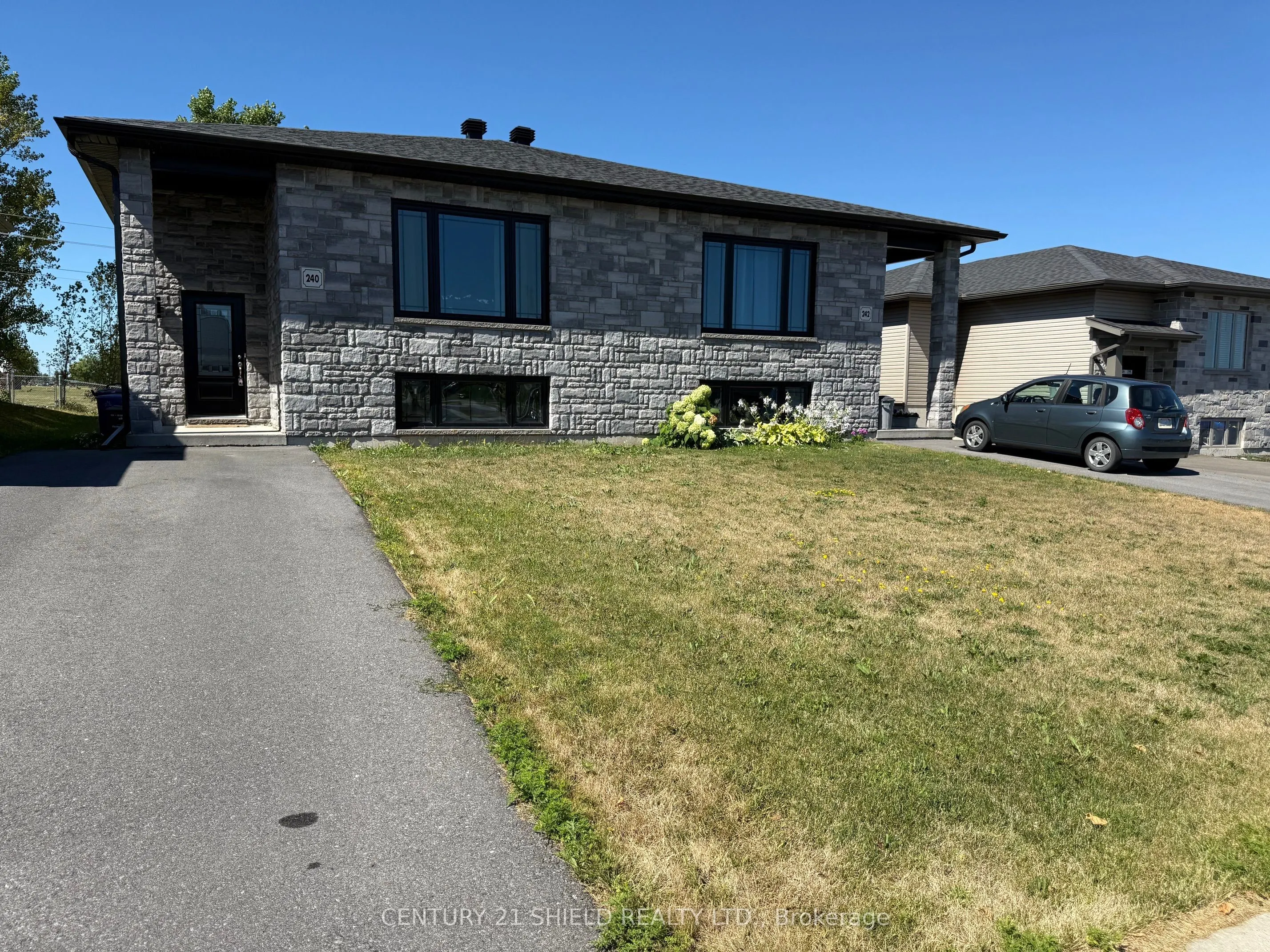 240 Glen Nora Drive