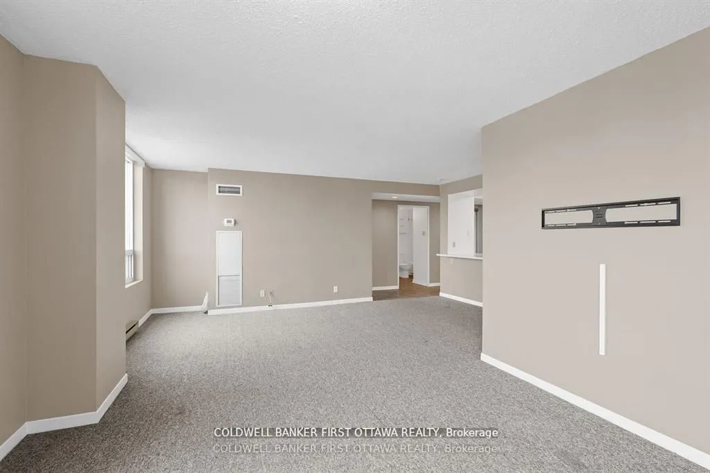 35 HOLLAND Avenue, #410