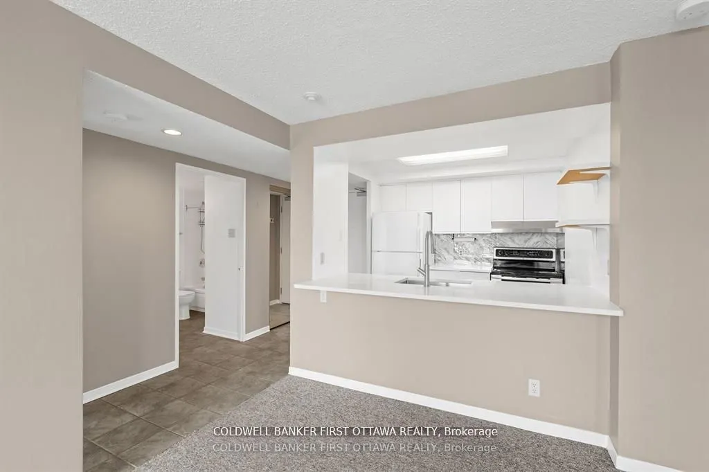 35 HOLLAND Avenue, #410