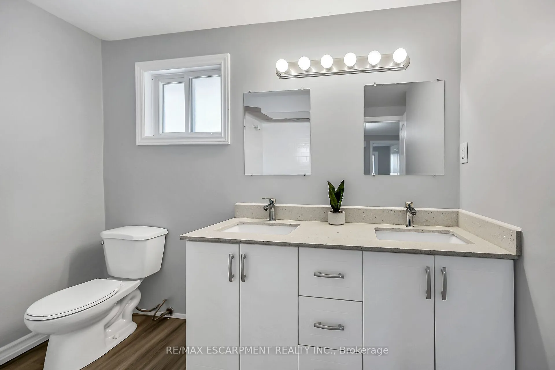 125 Limeridge Road W, #8