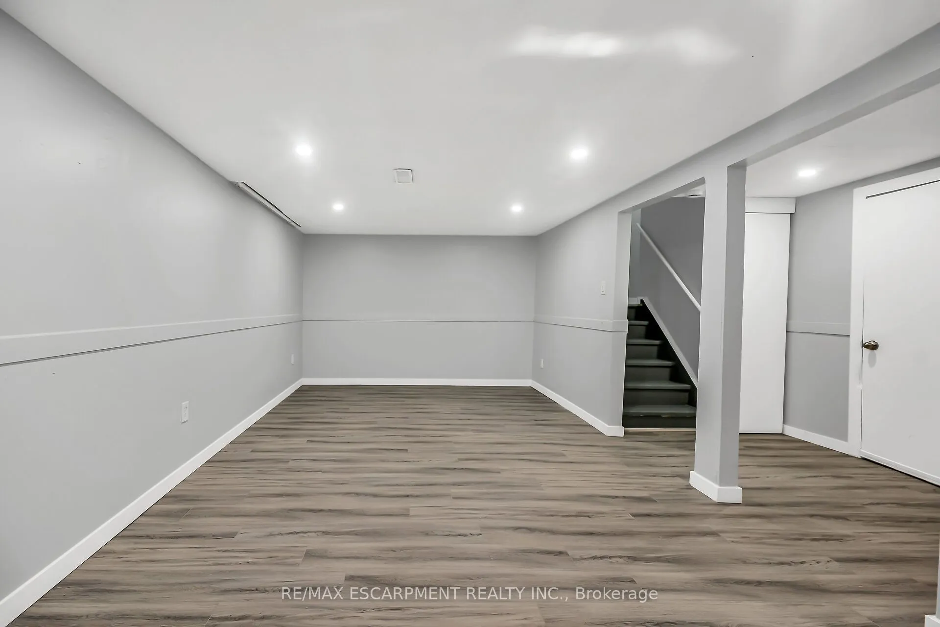 125 Limeridge Road W, #8