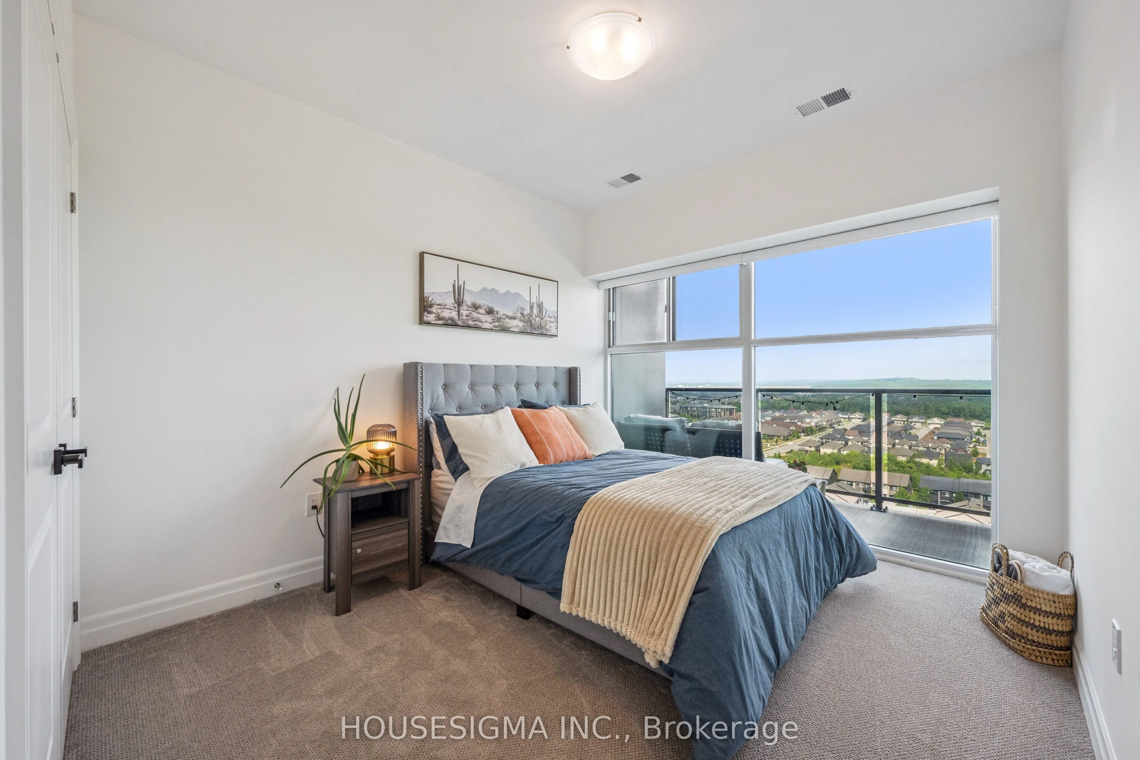 1880 Gordon Street, #1305