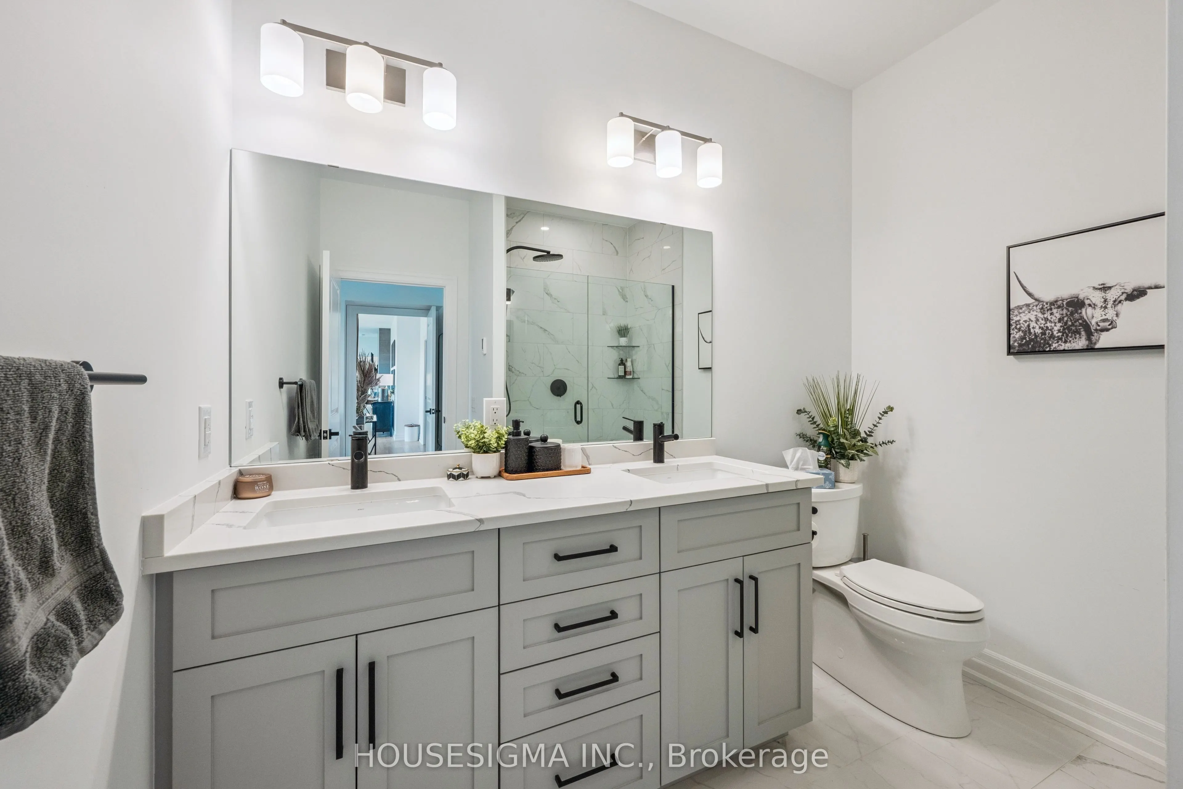 1880 Gordon Street, #1305
