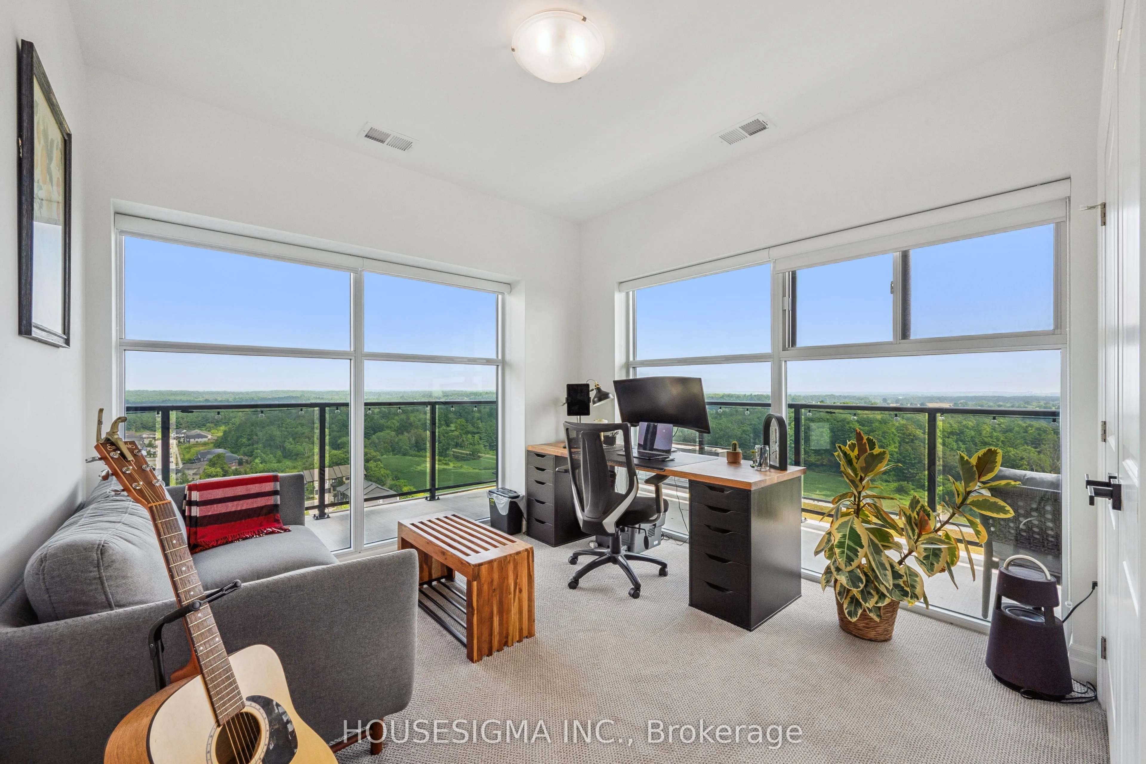 1880 Gordon Street, #1305