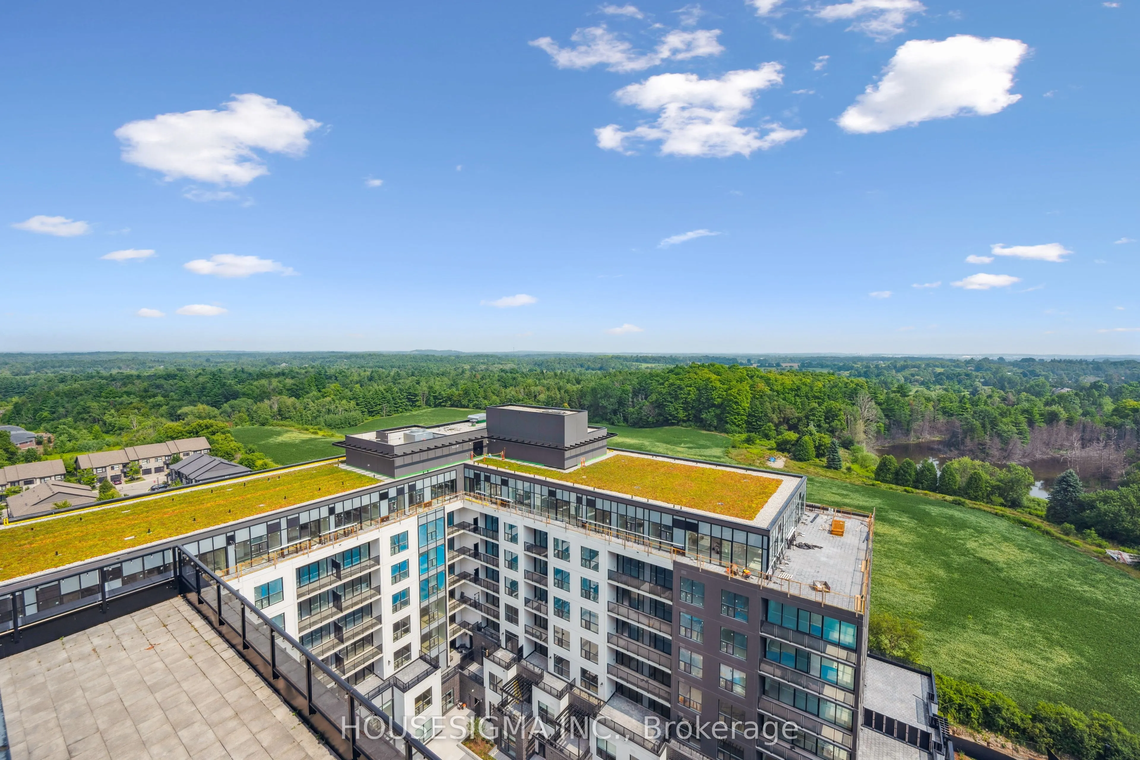 1880 Gordon Street, #1305