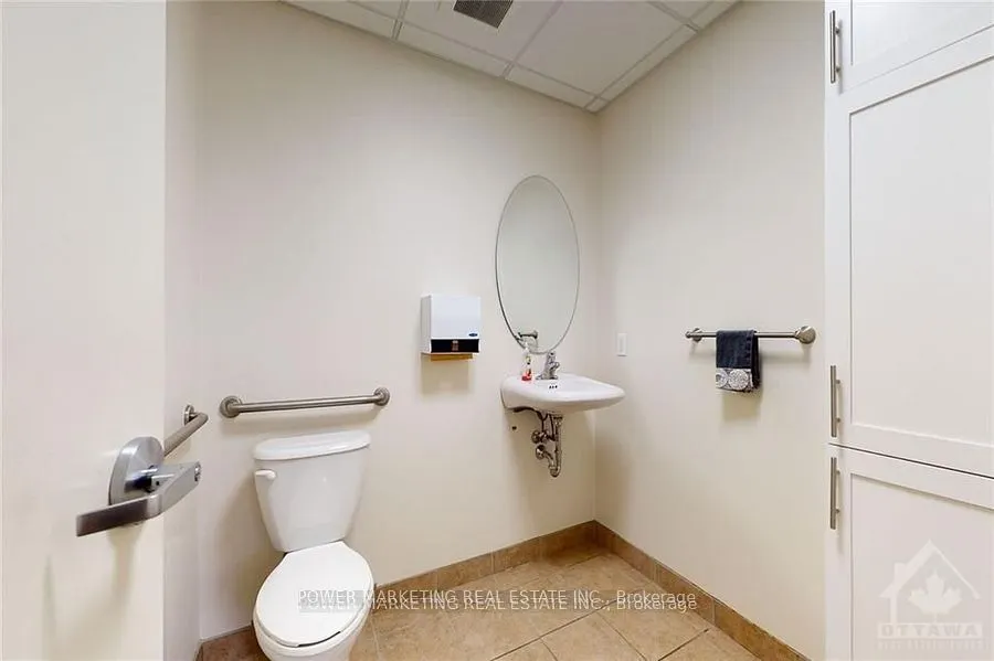 500 Lacolle Way, #300