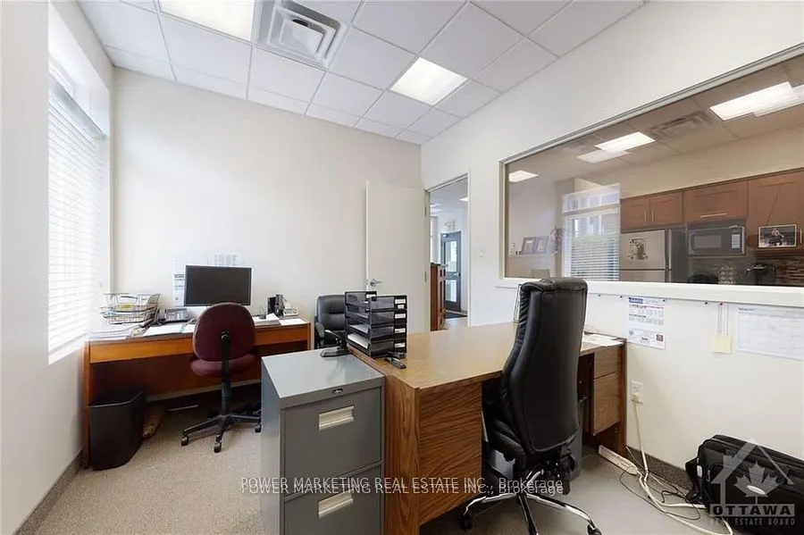 500 Lacolle Way, #300