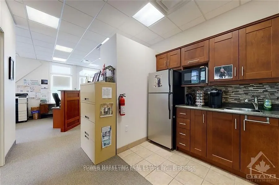 500 Lacolle Way, #300