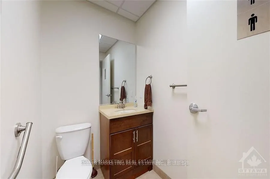 500 Lacolle Way, #300